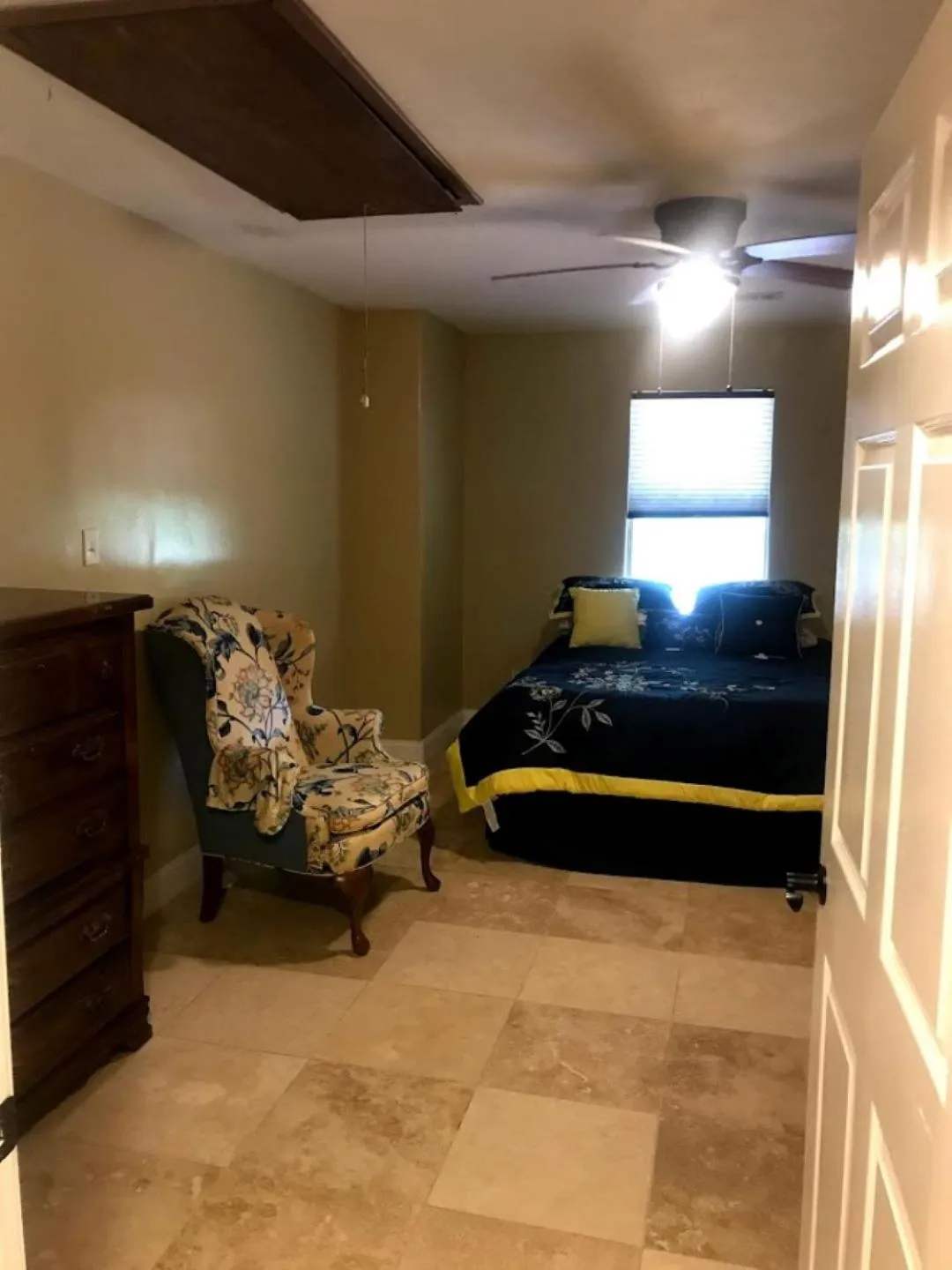 Bed in Outback Campground and Marina