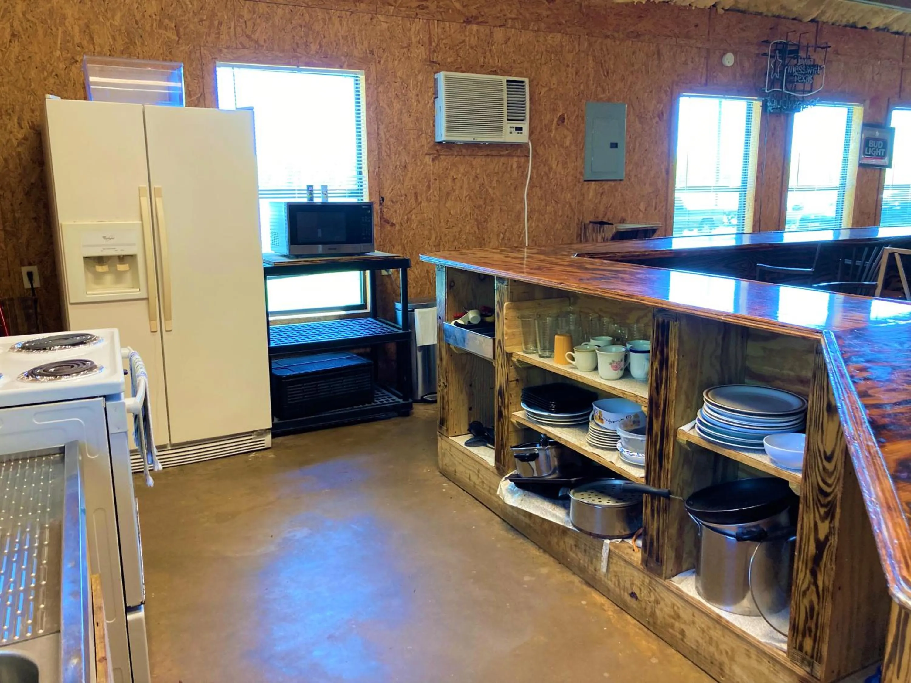 Kitchen or kitchenette in Outback Campground and Marina