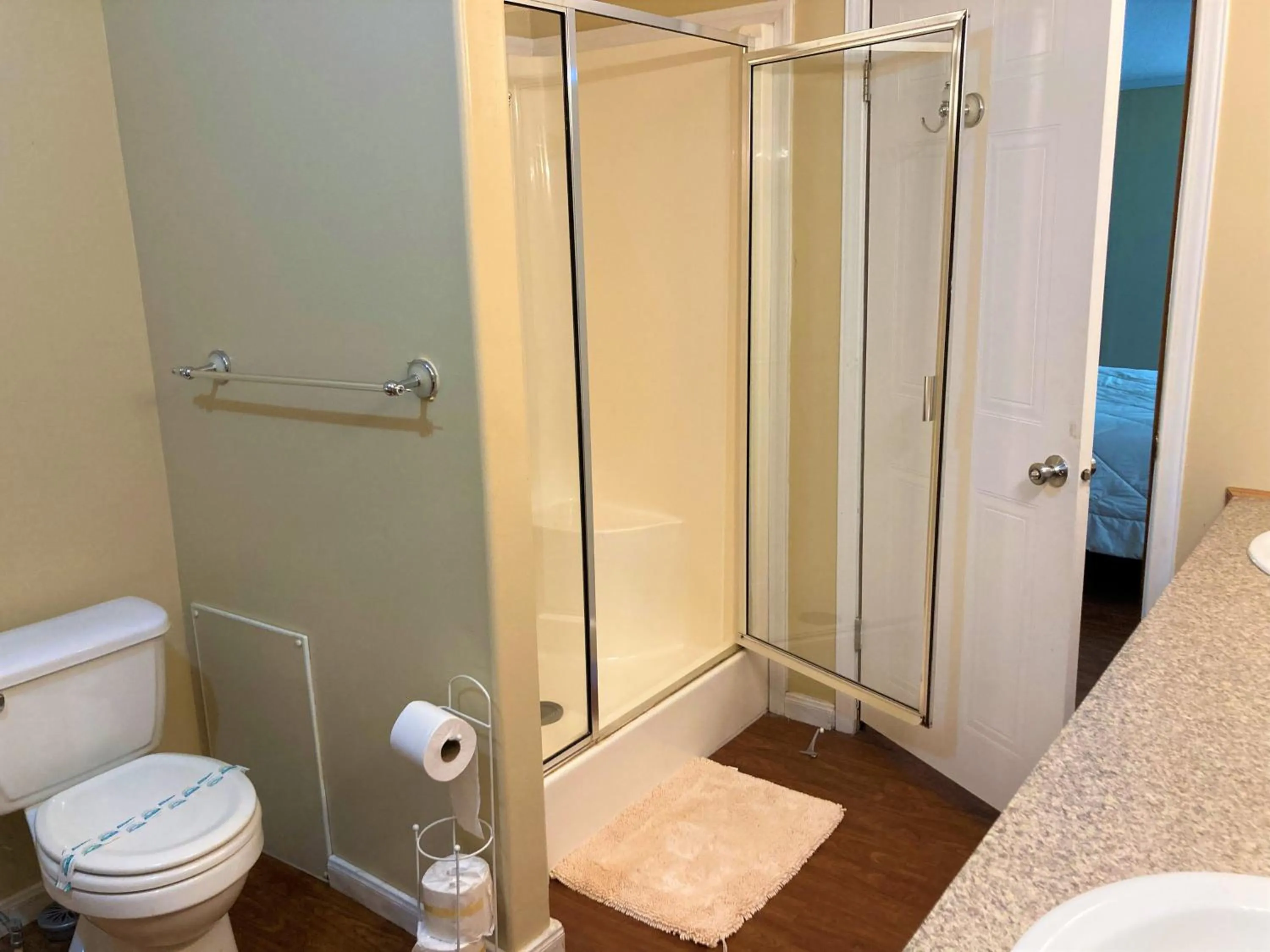 Bathroom in Outback Campground and Marina