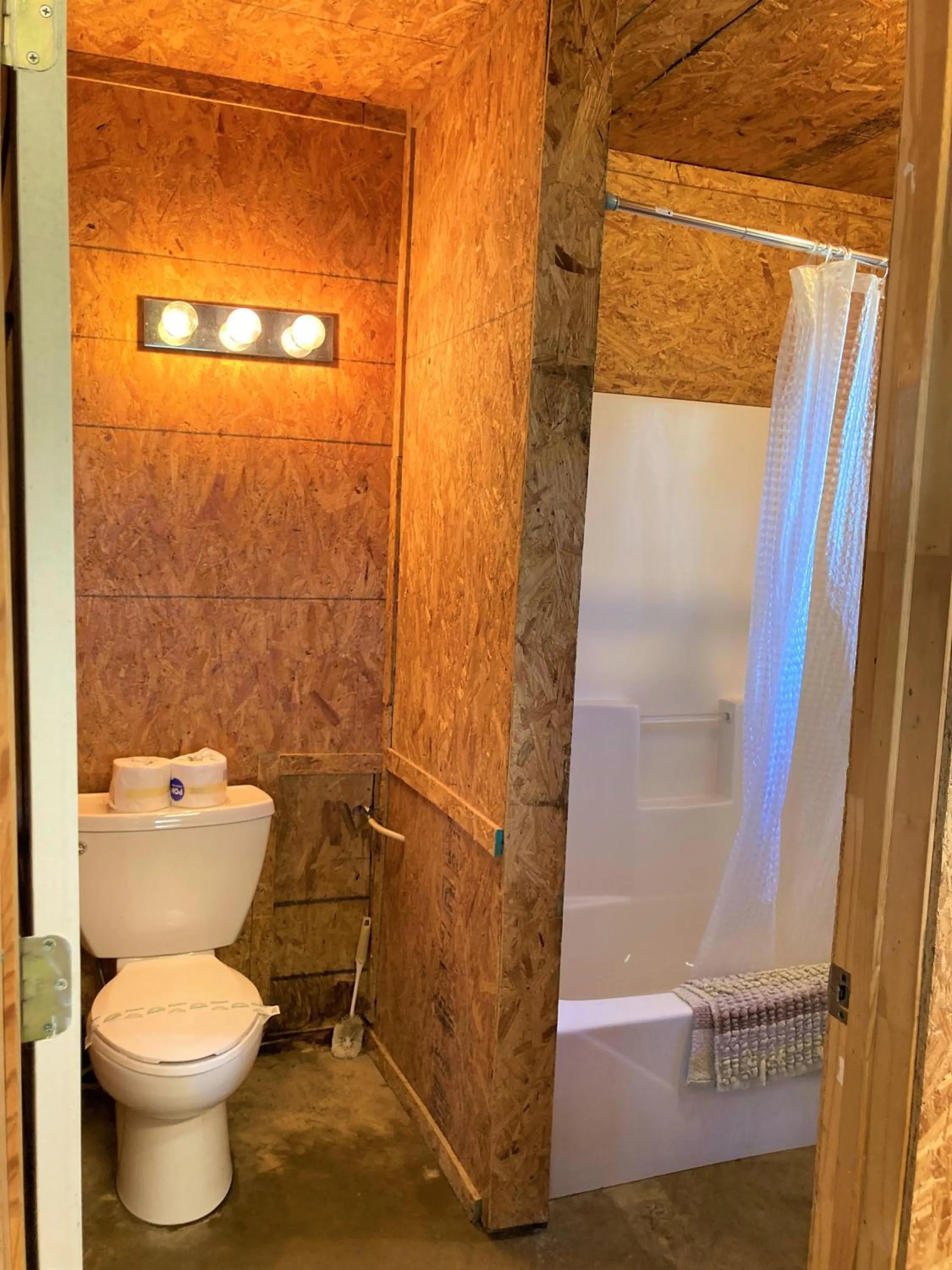 Bathroom in Outback Campground and Marina