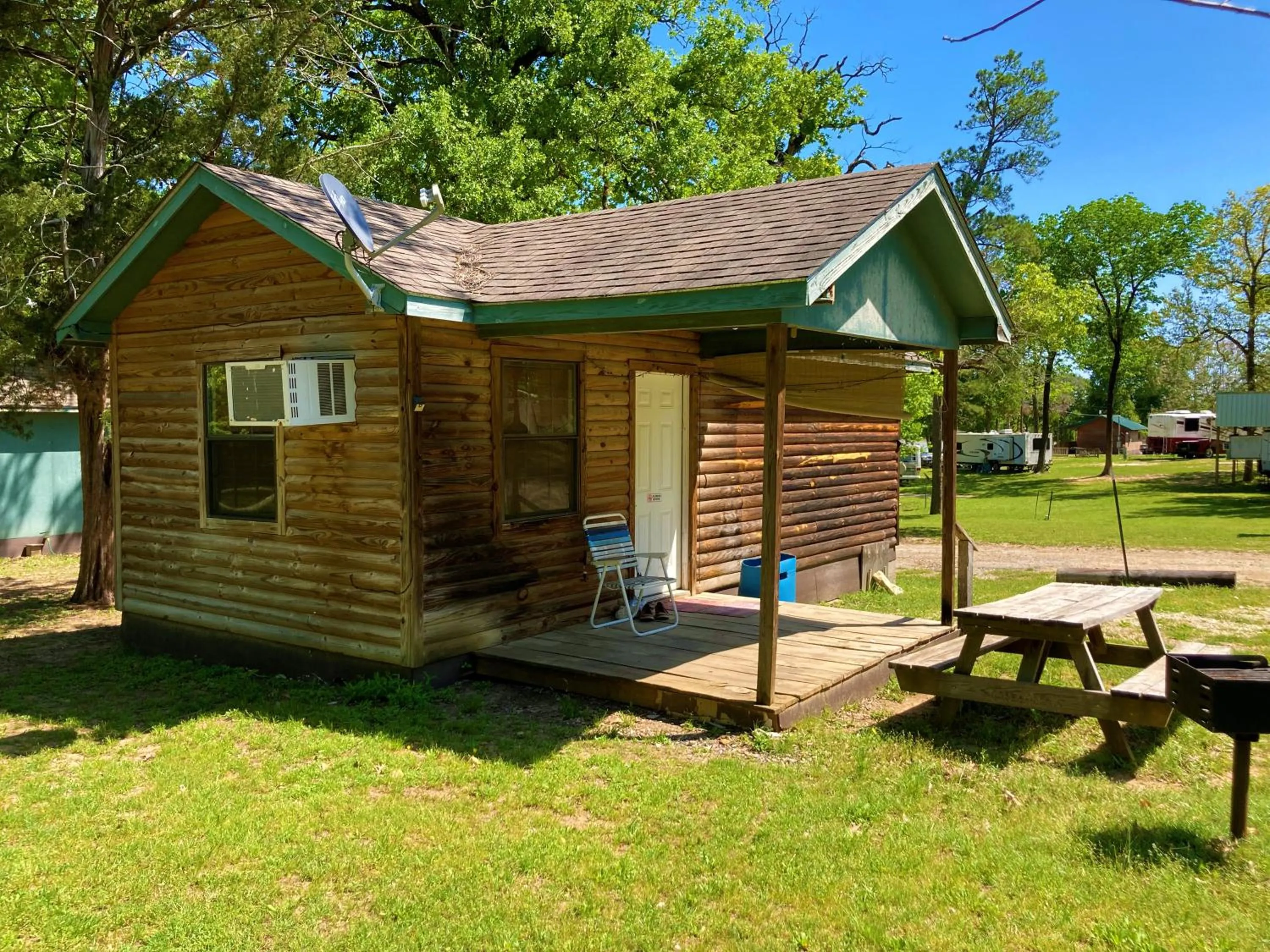 Property building in Outback Campground and Marina