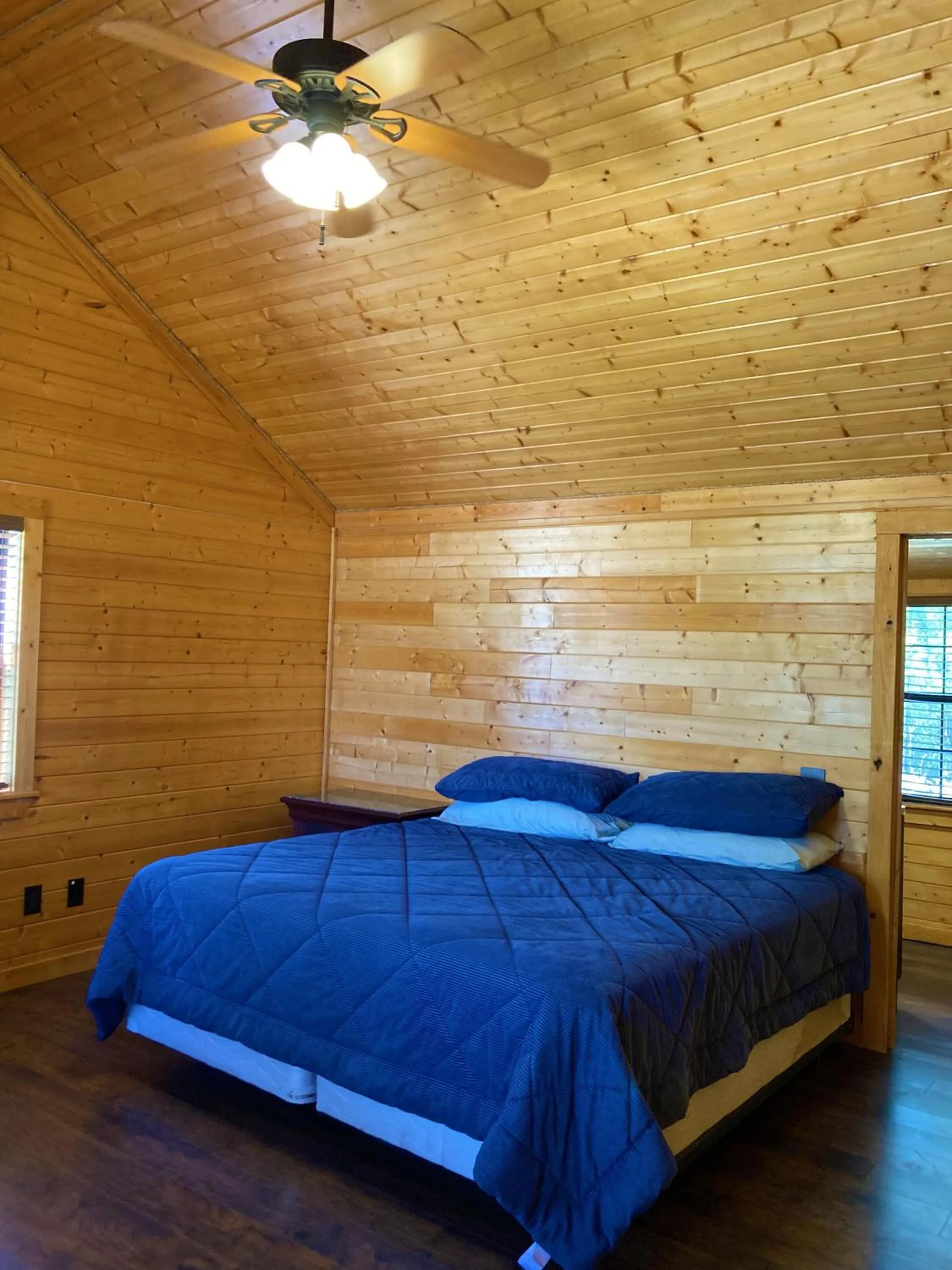 Bedroom, Bed in Outback Campground and Marina