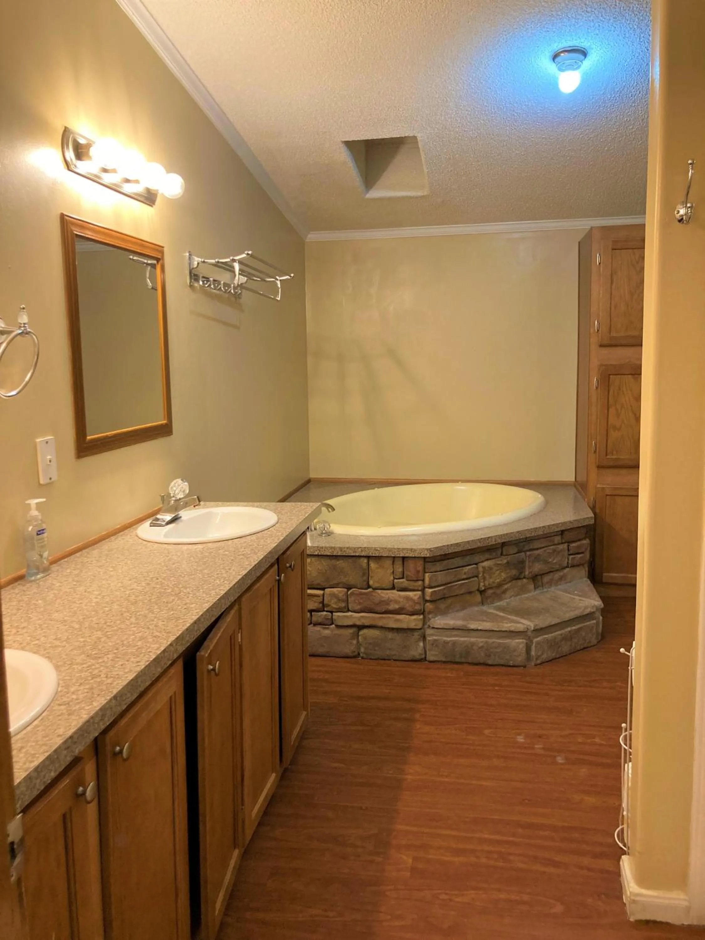Bathroom in Outback Campground and Marina