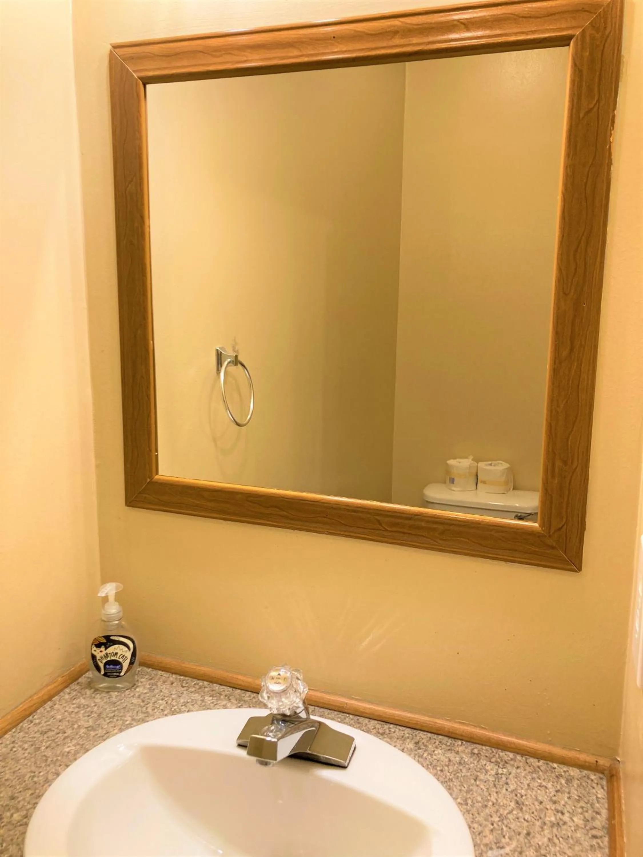 Bathroom in Outback Campground and Marina