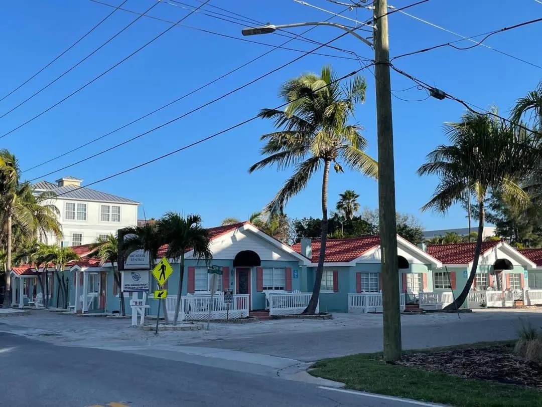 Property building in Blue Waters Treasure Island