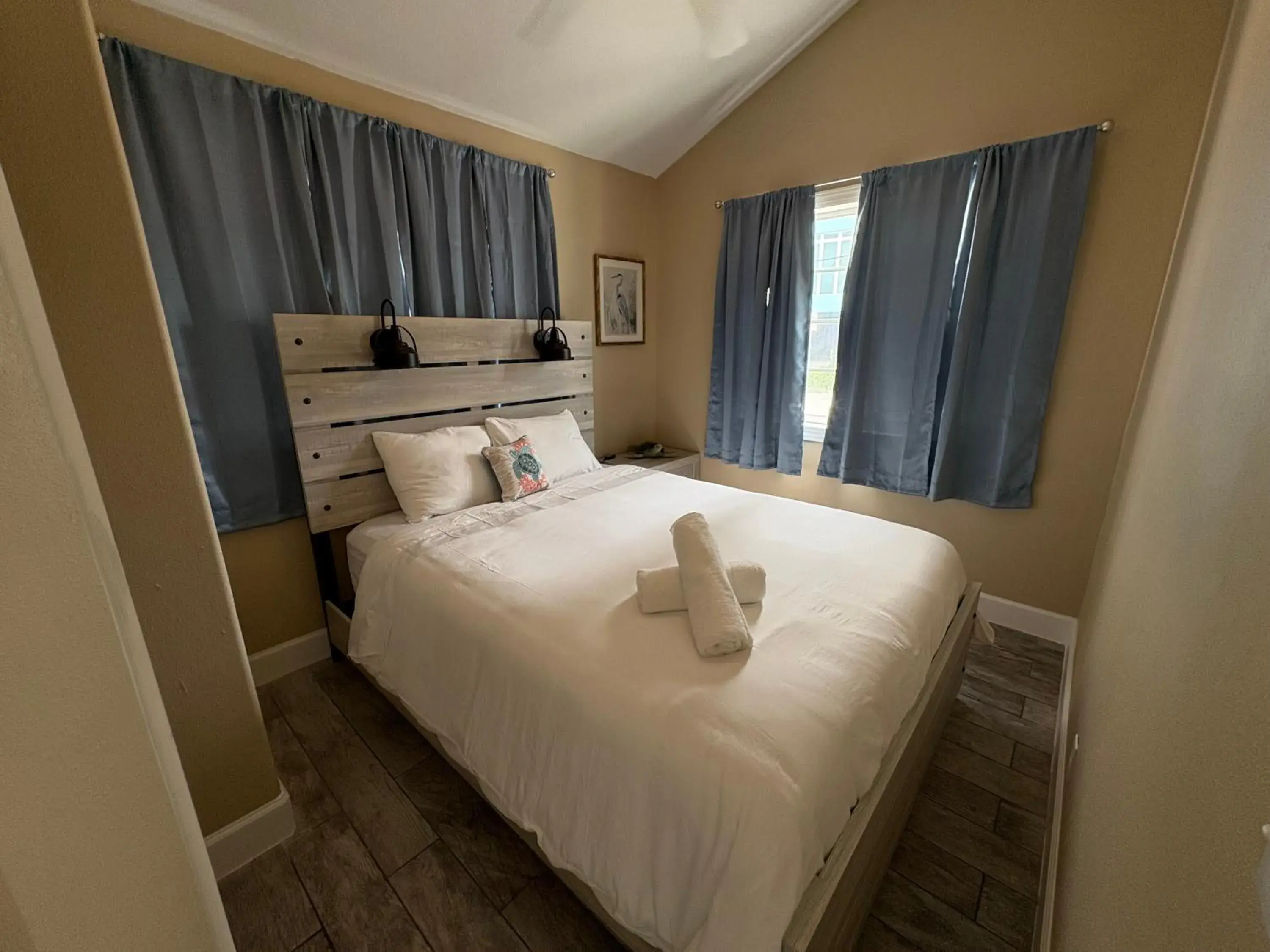 One-Bedroom Bungalow in Blue Waters Treasure Island One-Bedroom Bungalow in Blue Waters Treasure Island