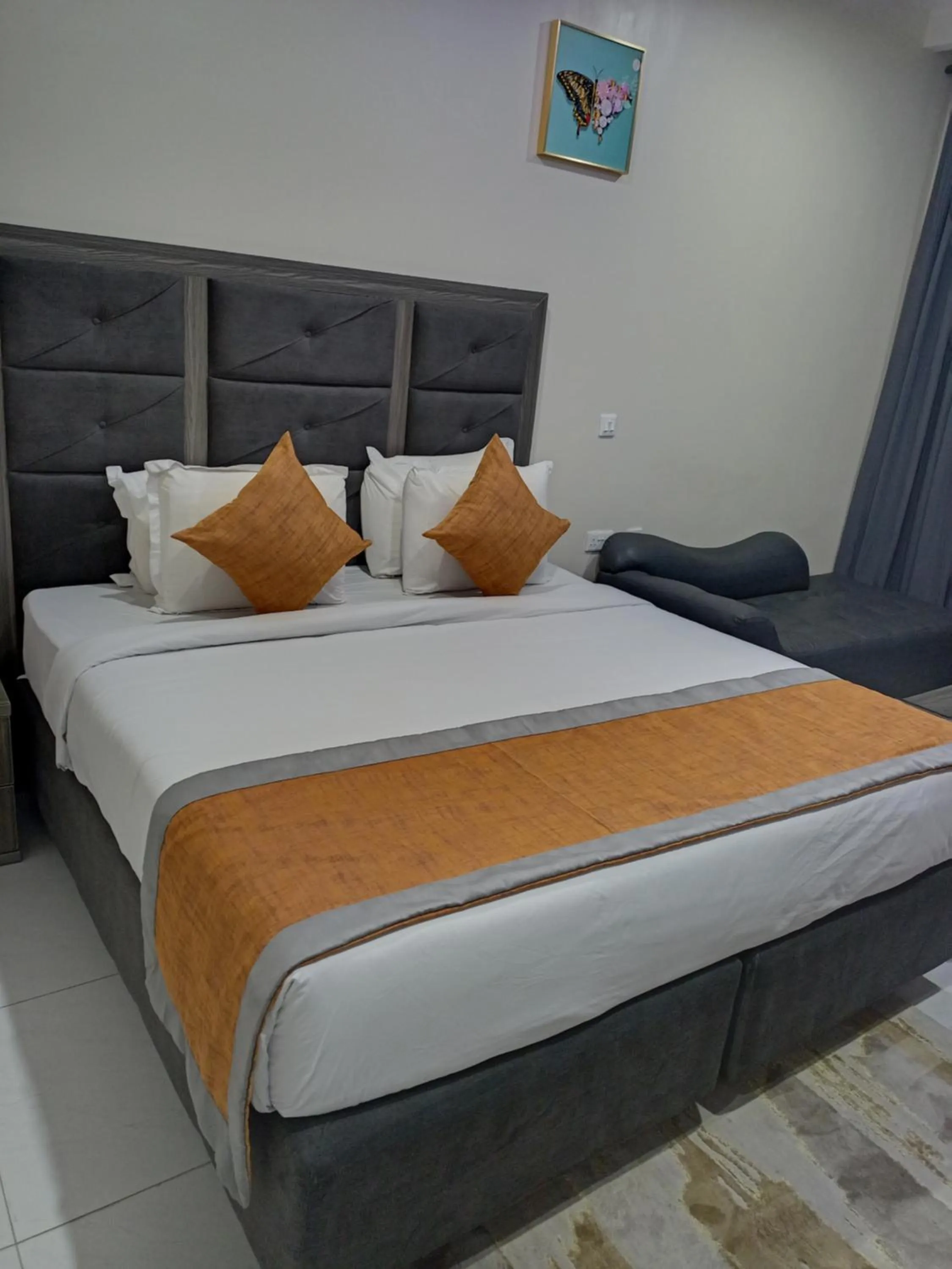 Bed in De Rigg Place Embassy