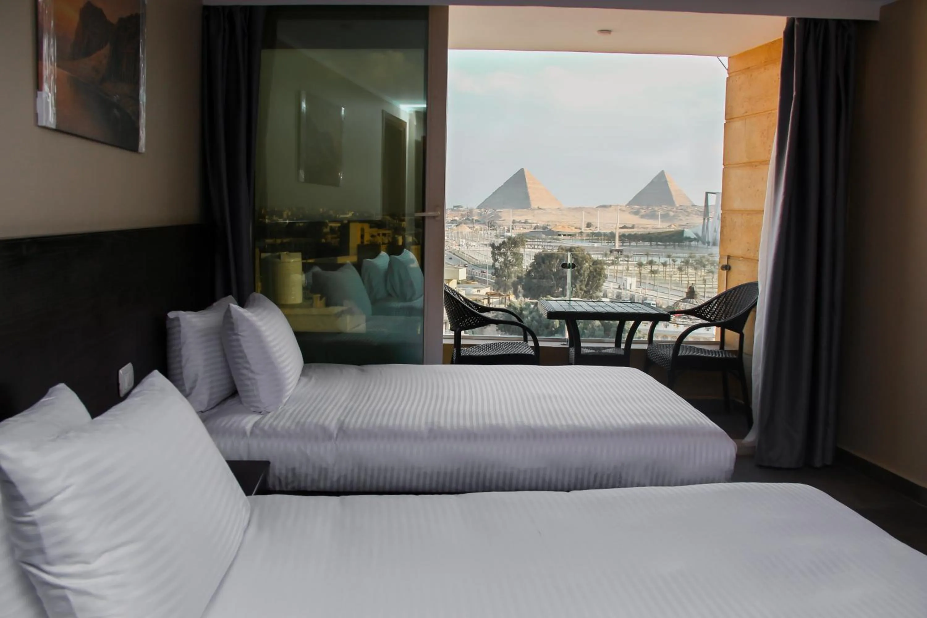 View (from property/room), Bed in Asia Grand Museum & Pyramids view