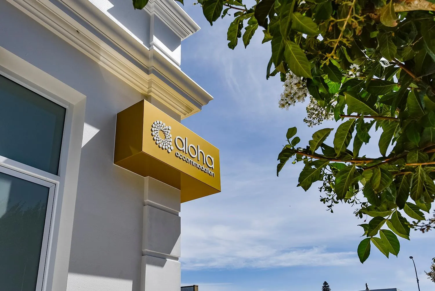 Property logo or sign in Aloha Central Platinum Apartments