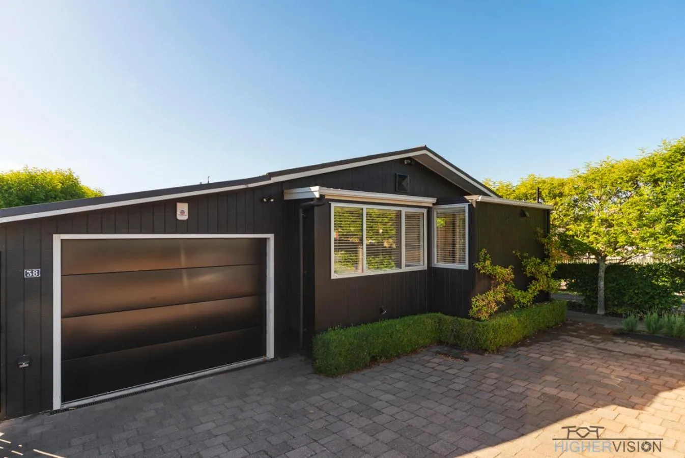 Property building in La Petite Maison - Taupo