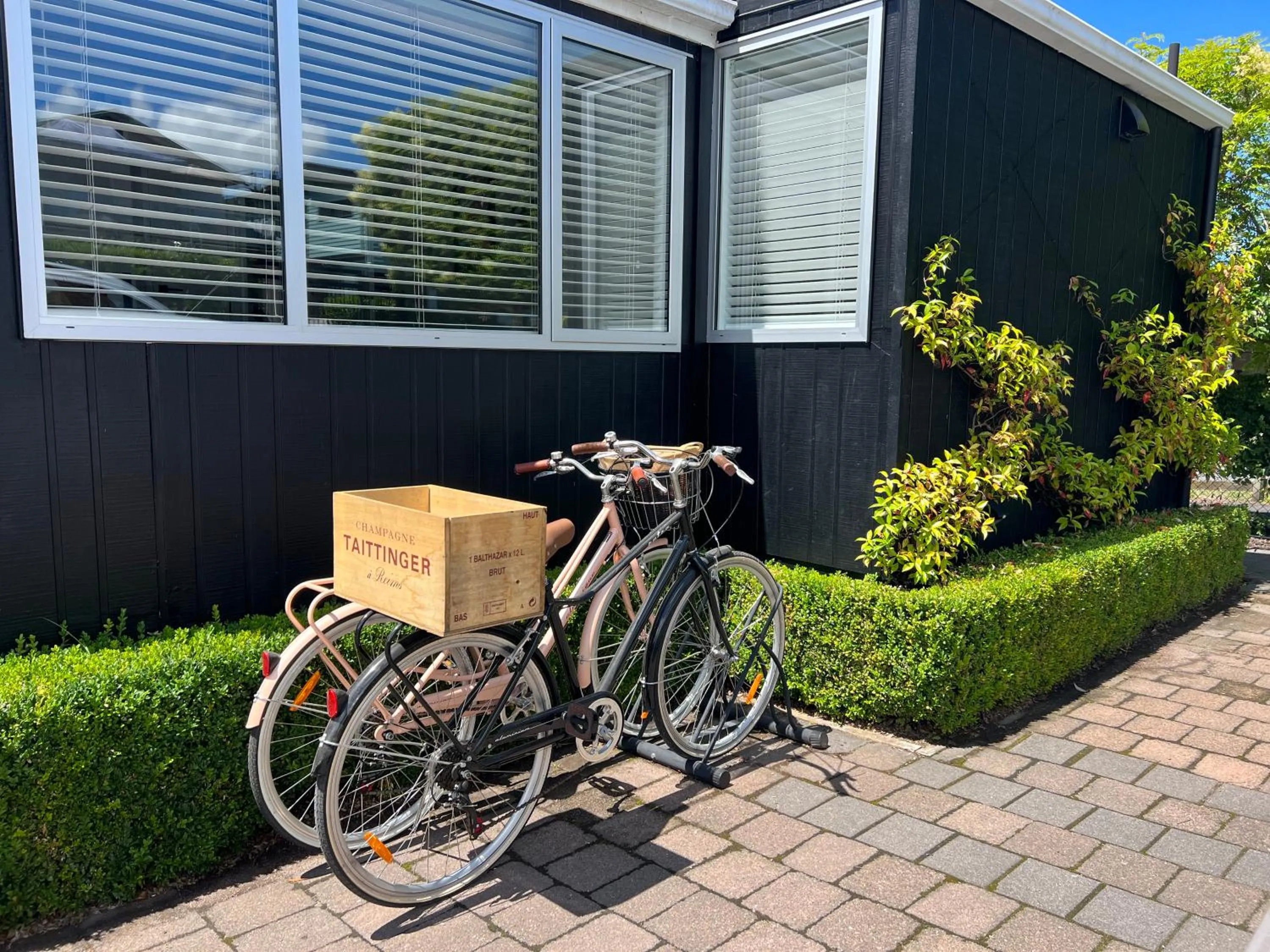 Cycling in La Petite Maison - Taupo