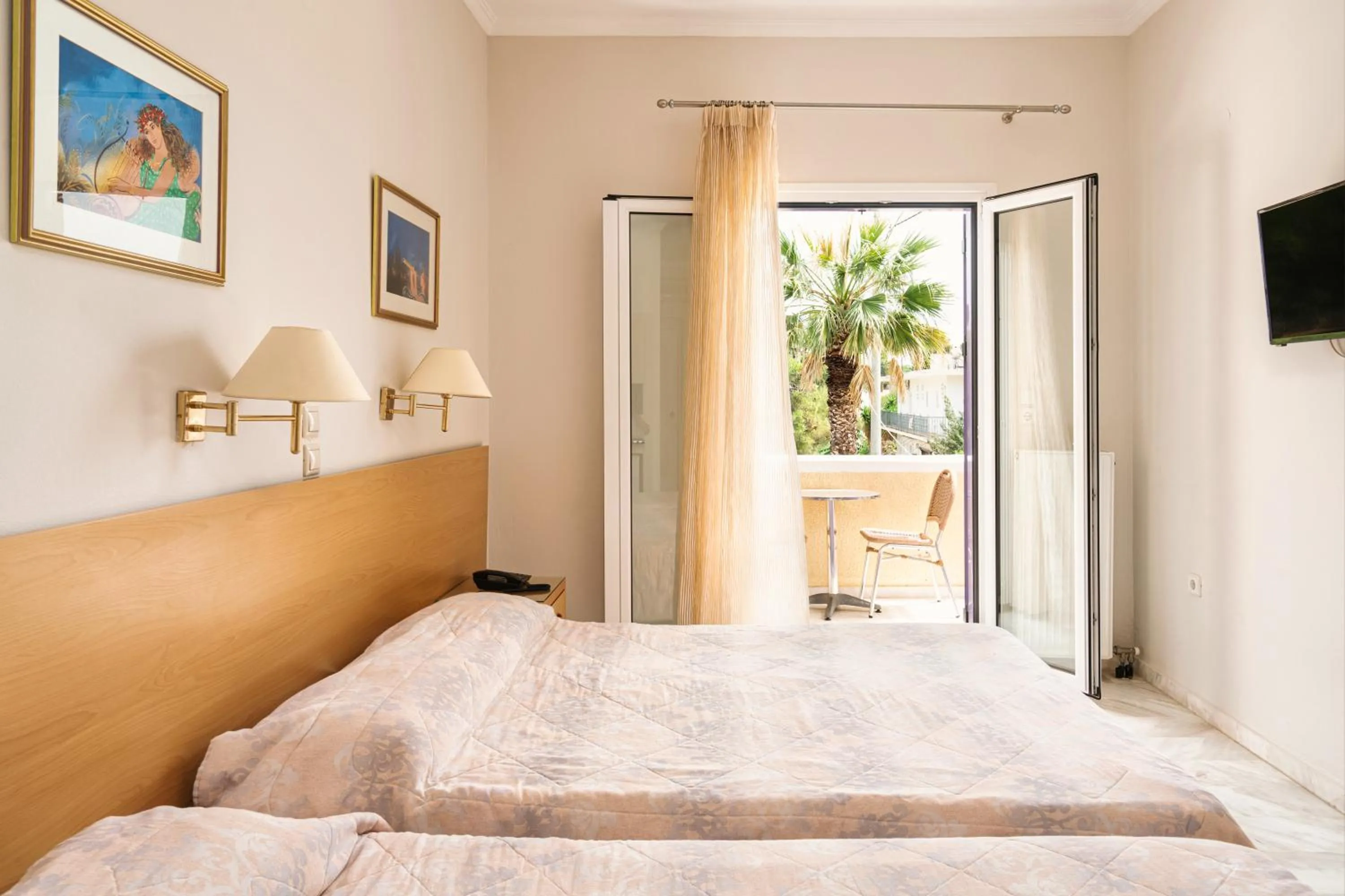 Bed in Katerina Hotel