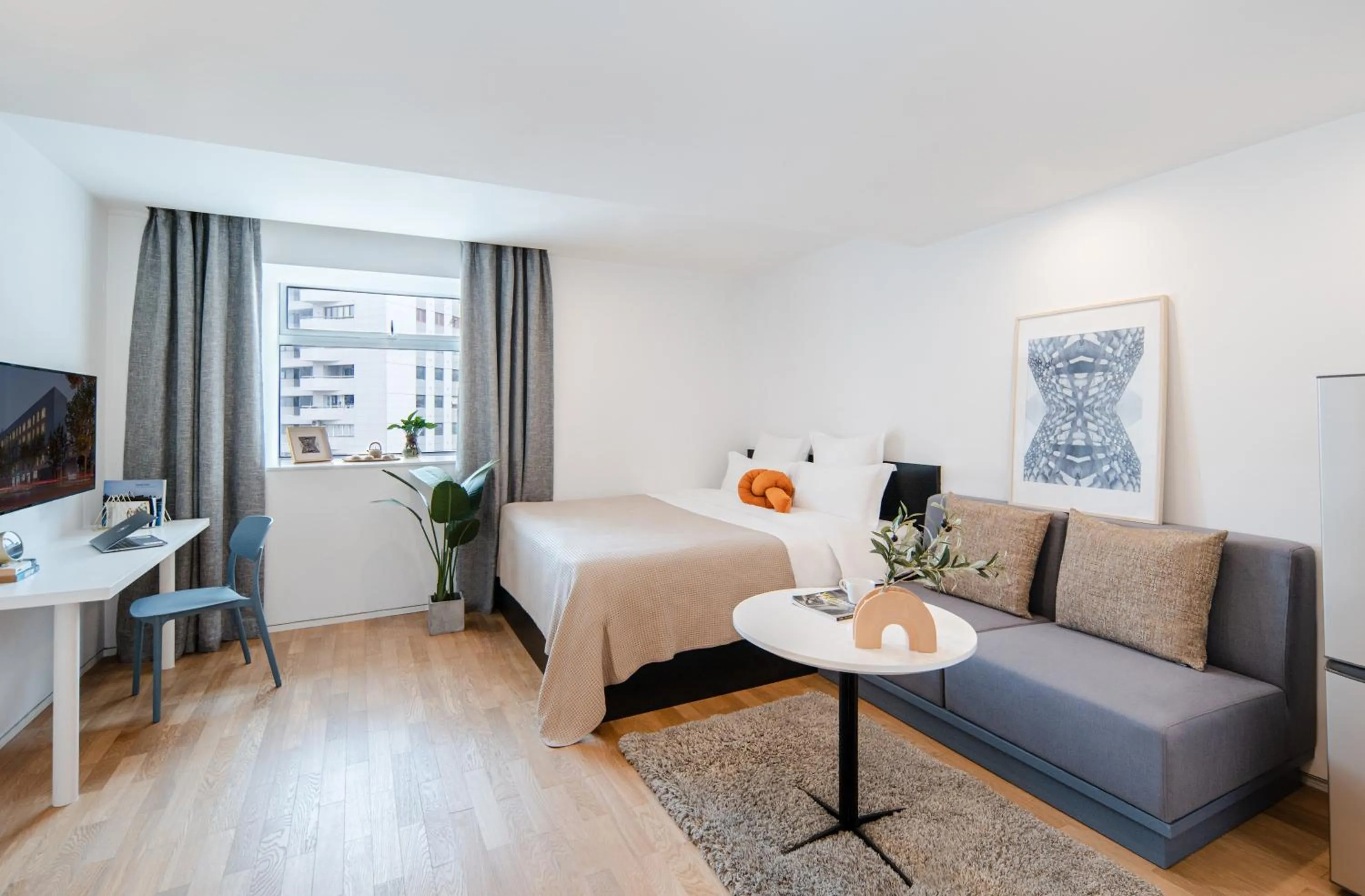 Photo of the whole room in base-Shanghai SUHE Serviced Apartment, Near East Nanjing Road & People's Square