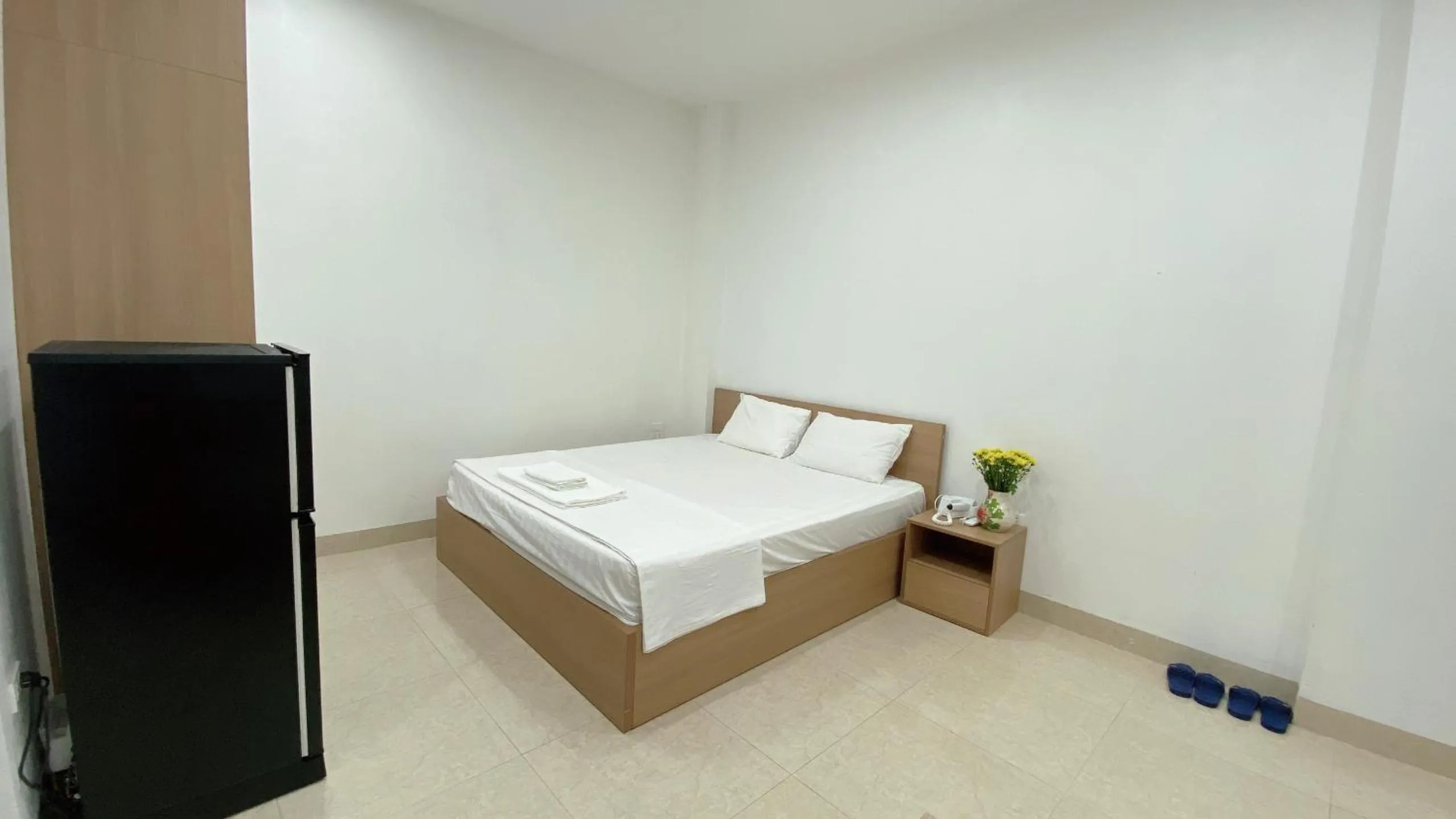 Bedroom, Bed in Era Apartment Tran Thai Tong