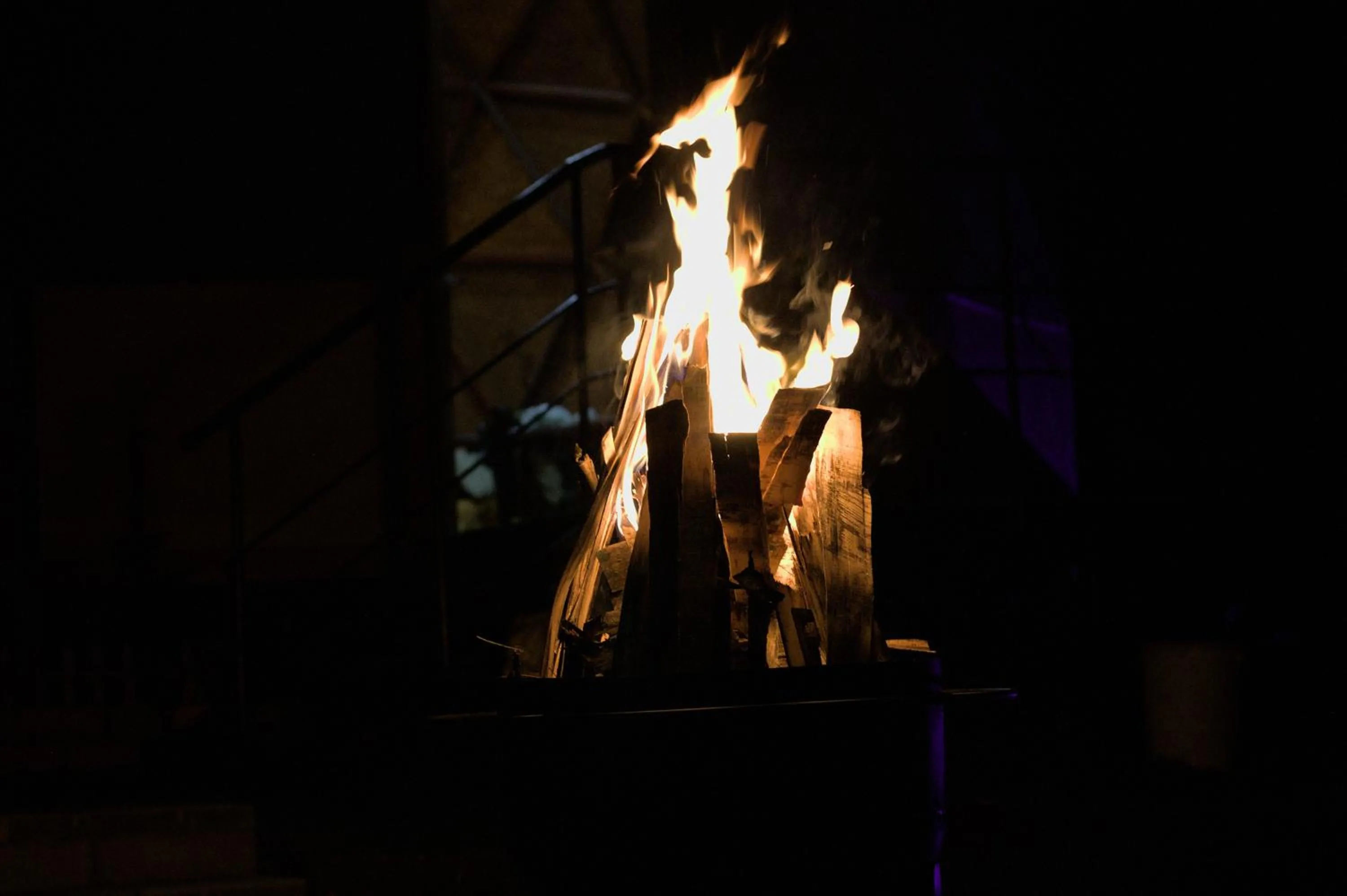 flat iron in Glamping San Sebastian