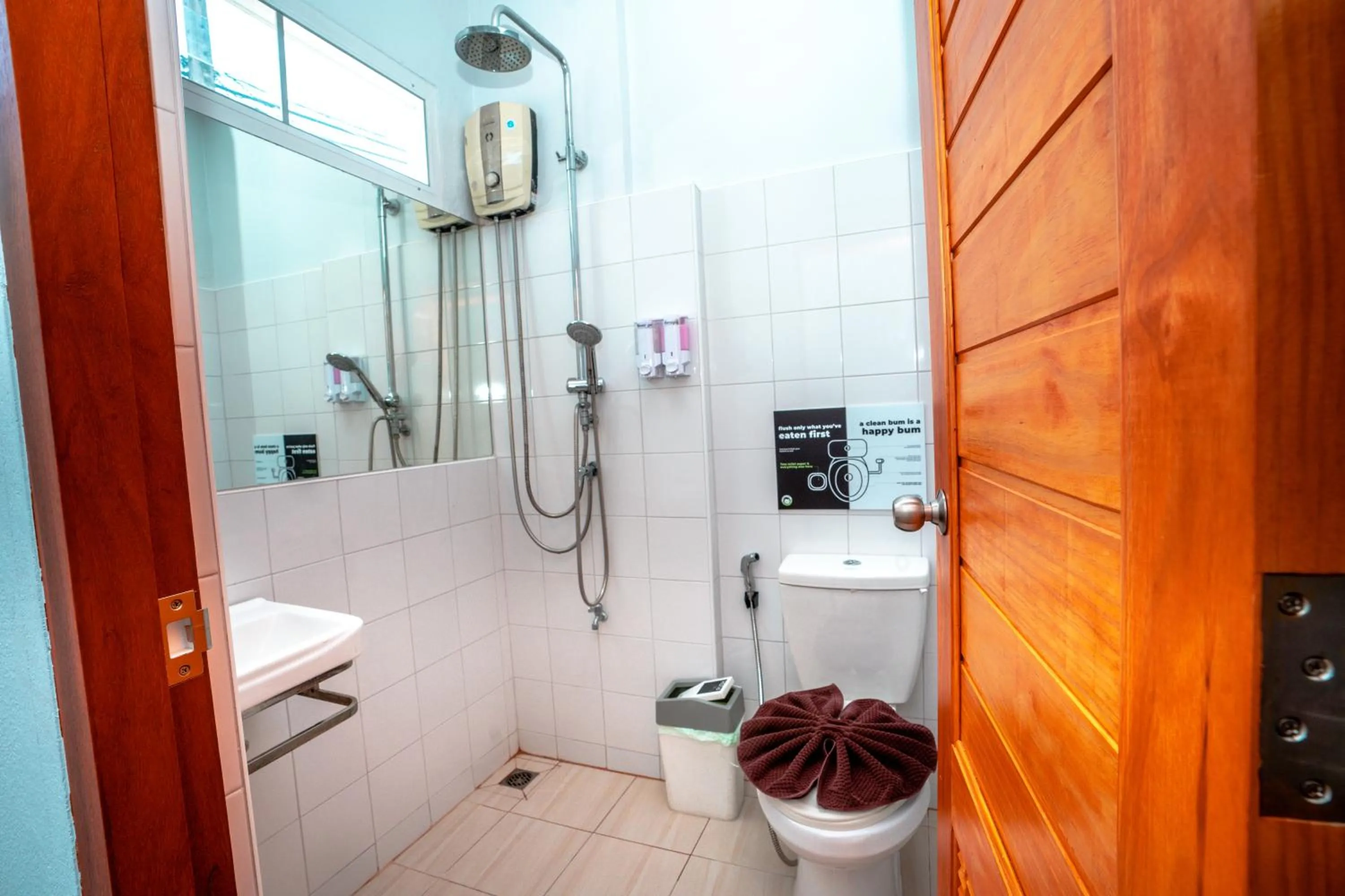 Bathroom in Mad Monkey Chiang Mai