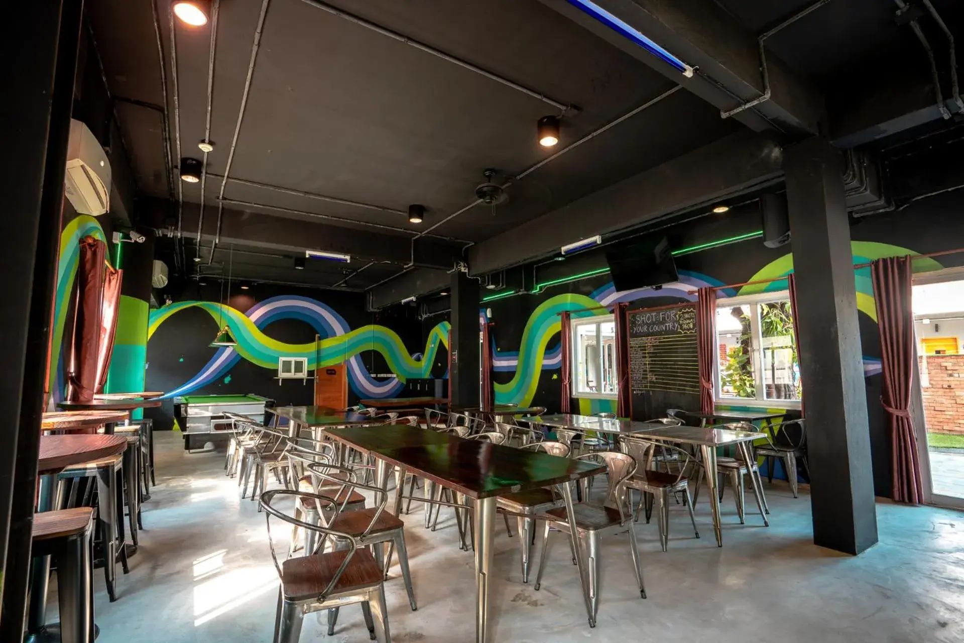 Restaurant/places to eat in Mad Monkey Chiang Mai Restaurant/places to eat in Mad Monkey Chiang Mai