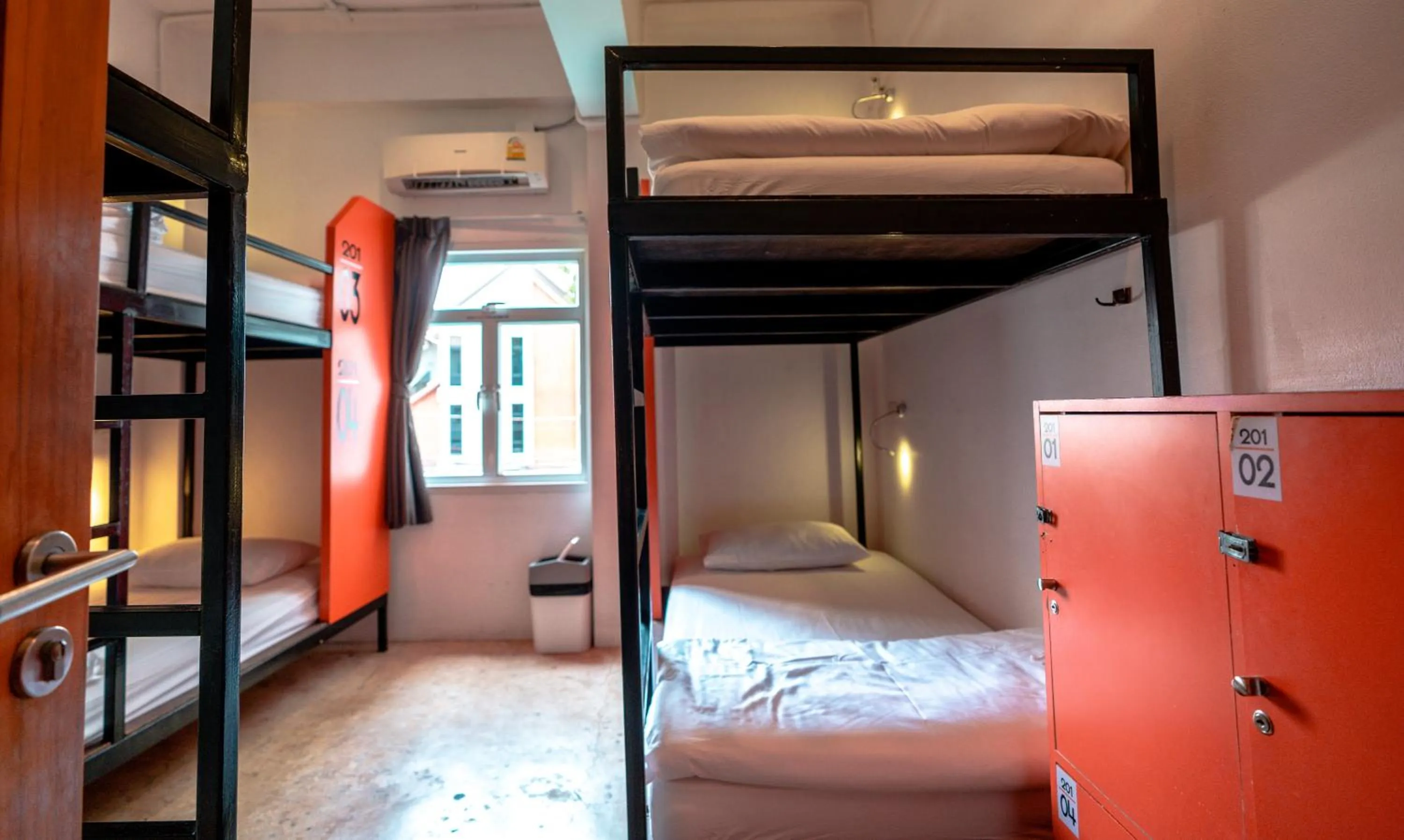 Bed in Mad Monkey Chiang Mai