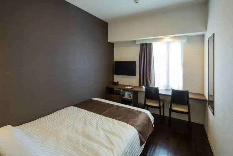 Semi Double Room - Non-Smoking in Hotel Grand View Fukuoka-Kuko Semi Double Room - Non-Smoking in Hotel Grand View Fukuoka-Kuko