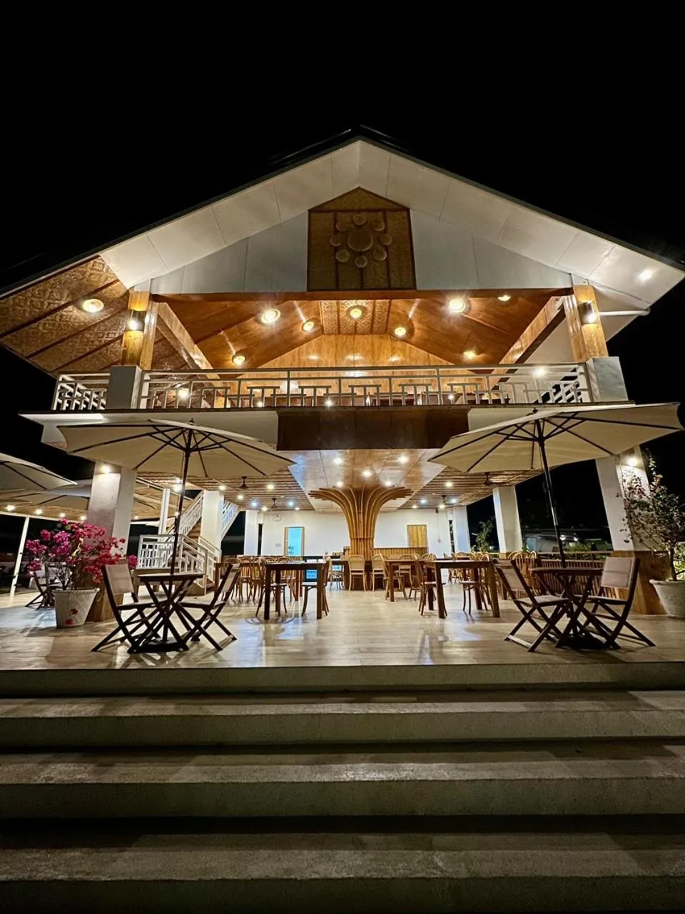 Restaurant/places to eat in Treeshade Resort & Spa Moalboal