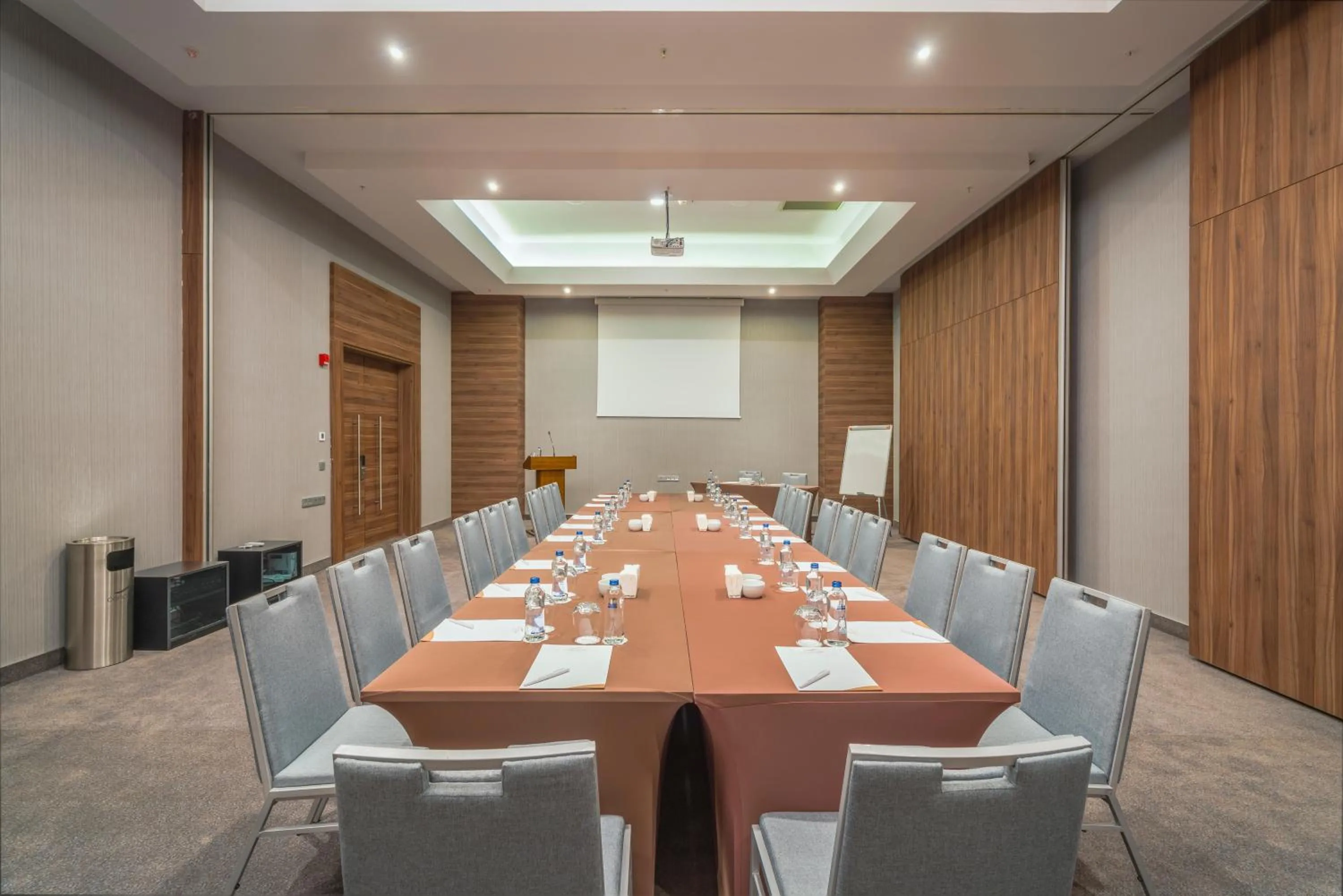 Meeting/conference room in Concorde Luxury Resort & Casino