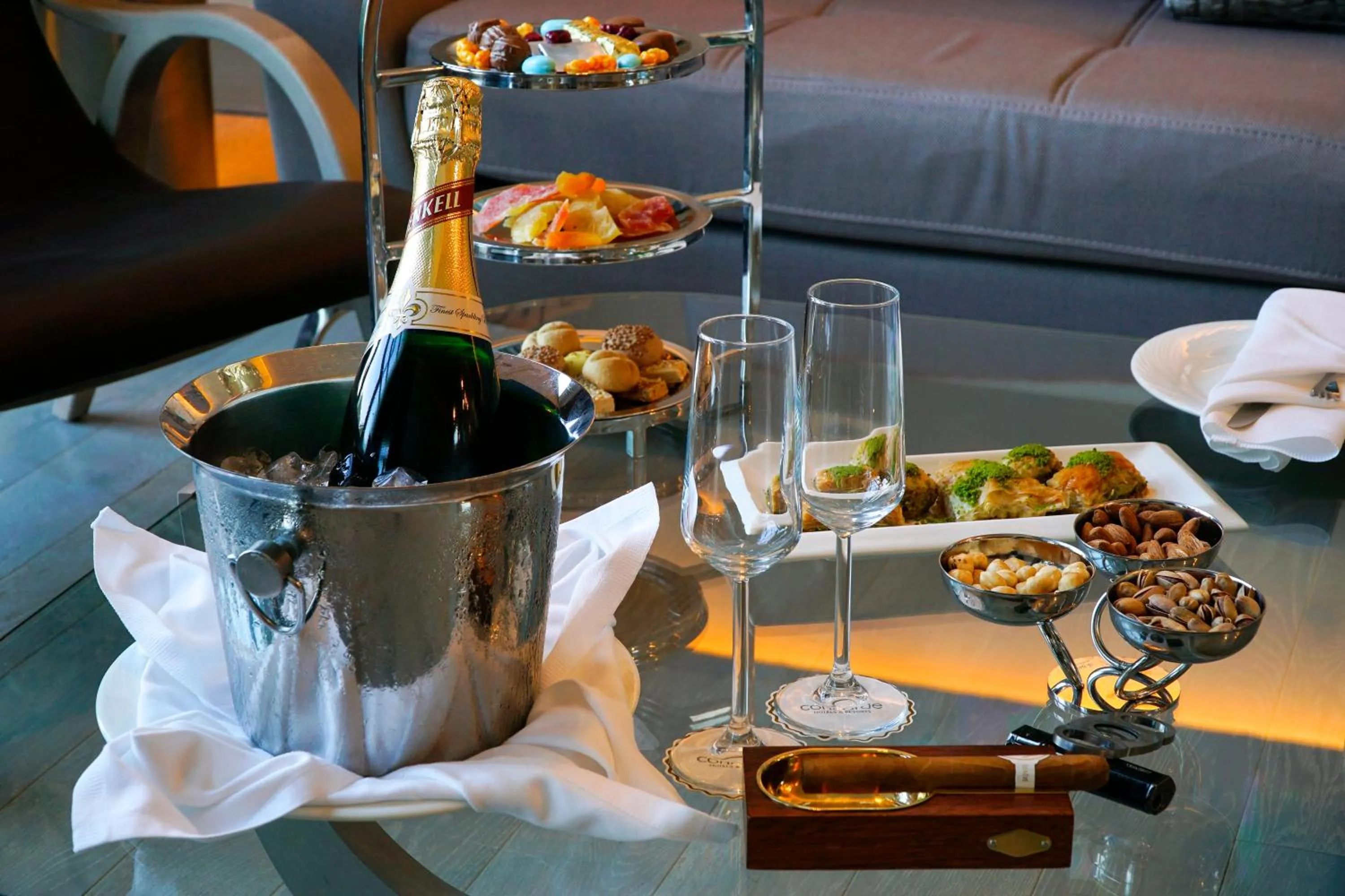 Living room in Concorde Luxury Resort & Casino