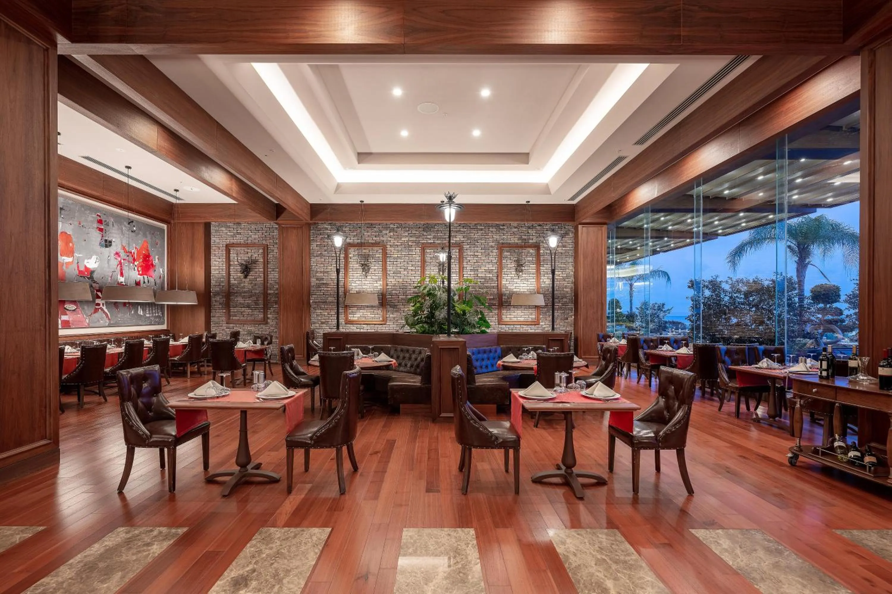 Restaurant/places to eat in Concorde Luxury Resort & Casino