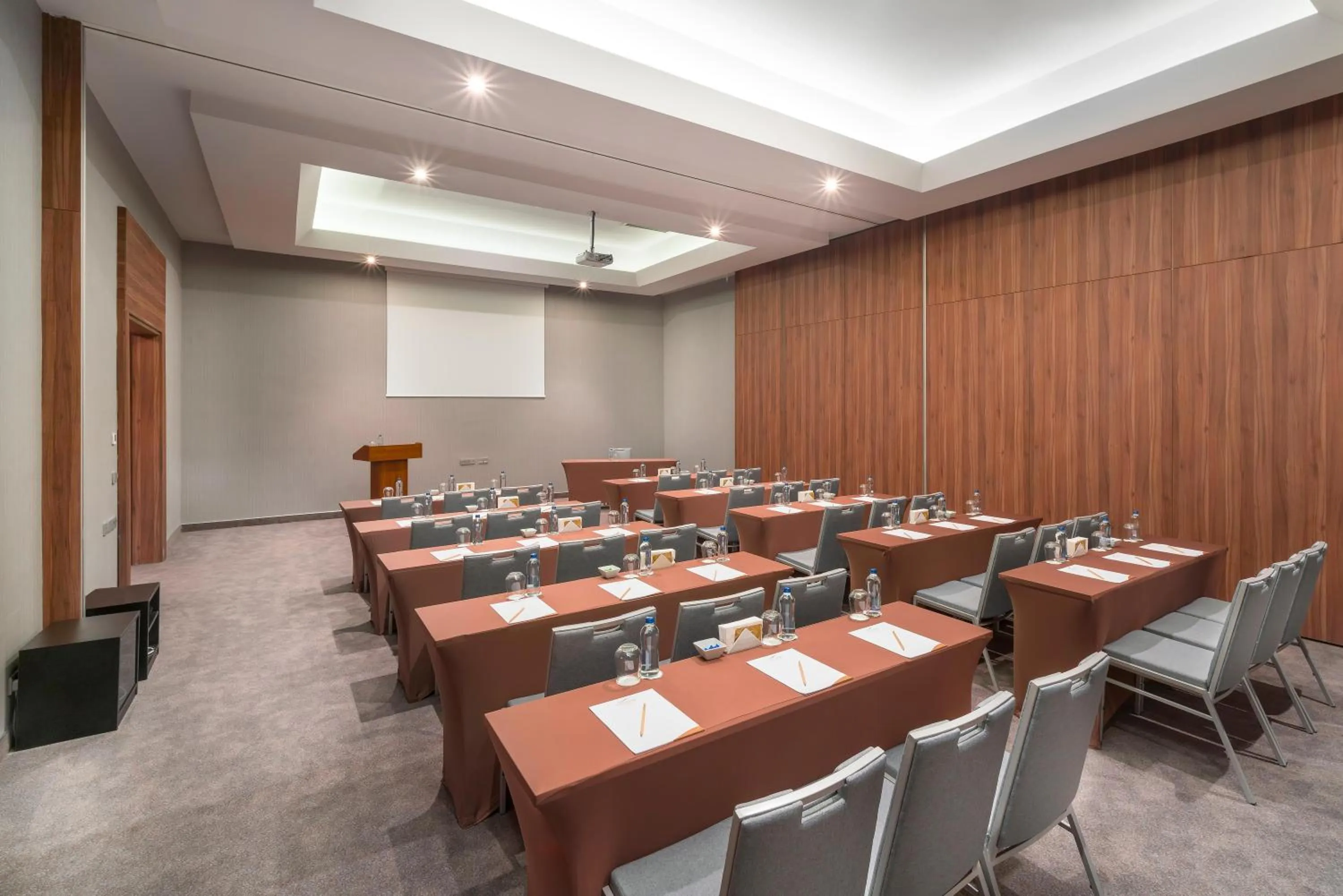 Meeting/conference room in Concorde Luxury Resort & Casino