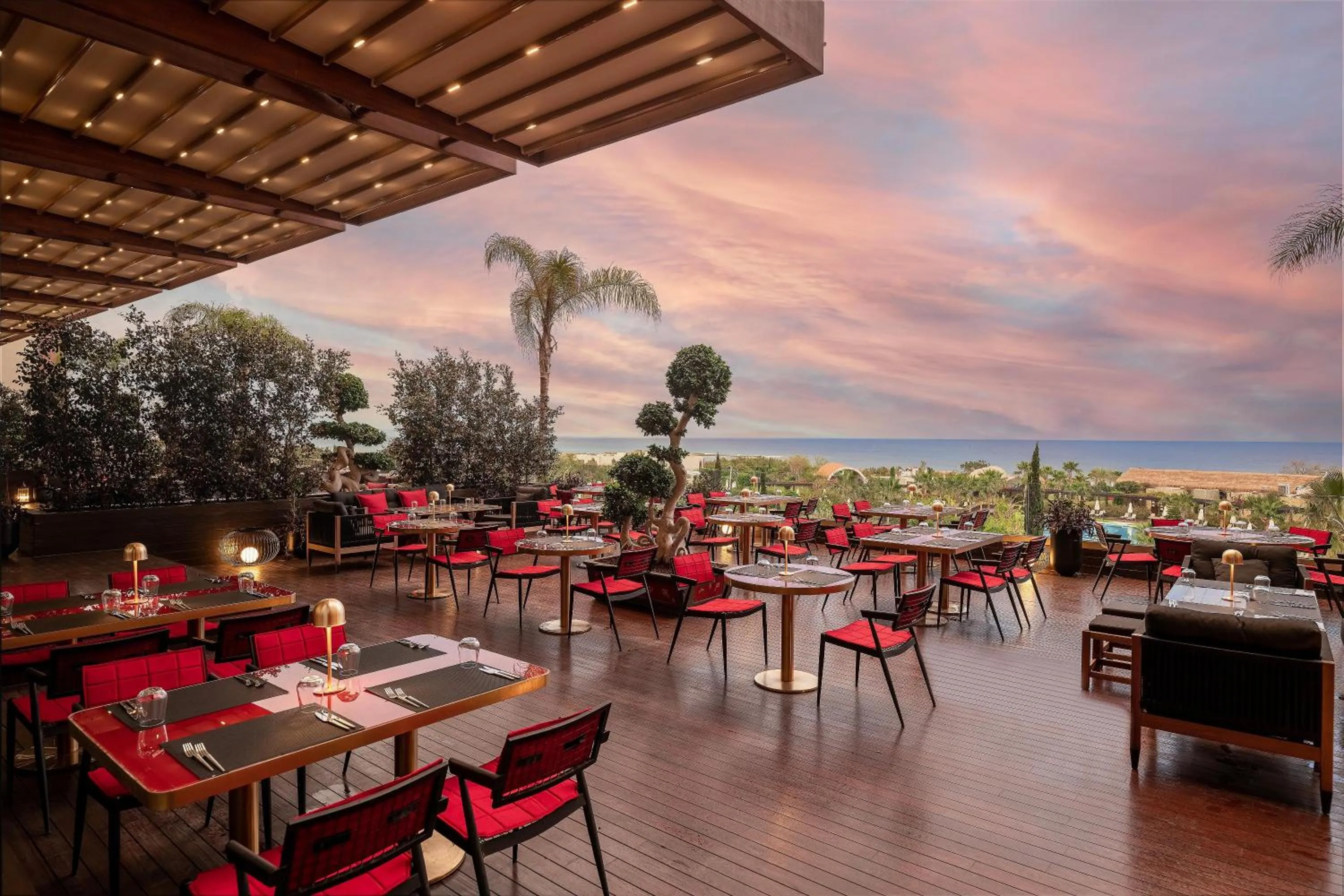 Restaurant/places to eat in Concorde Luxury Resort & Casino