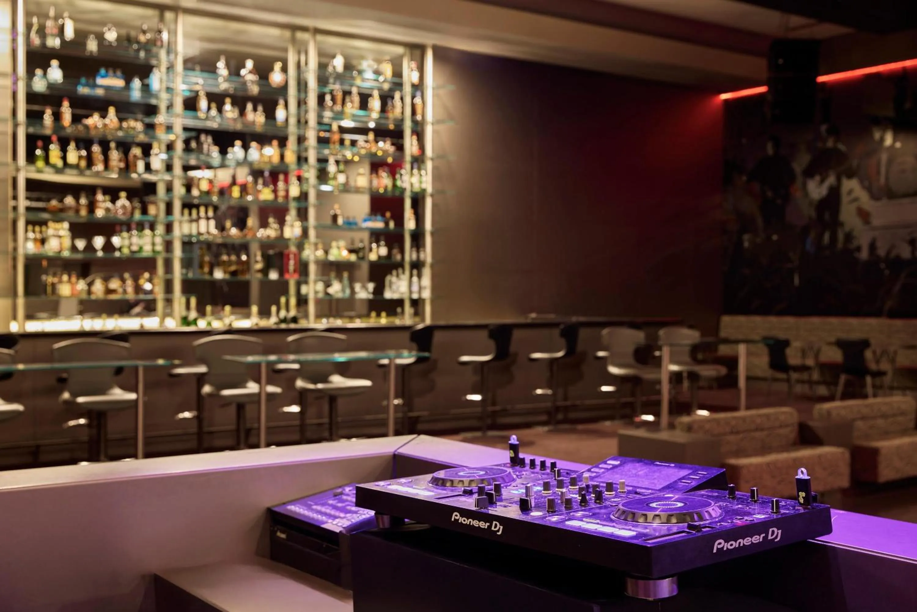 Lounge or bar in Concorde Luxury Resort & Casino