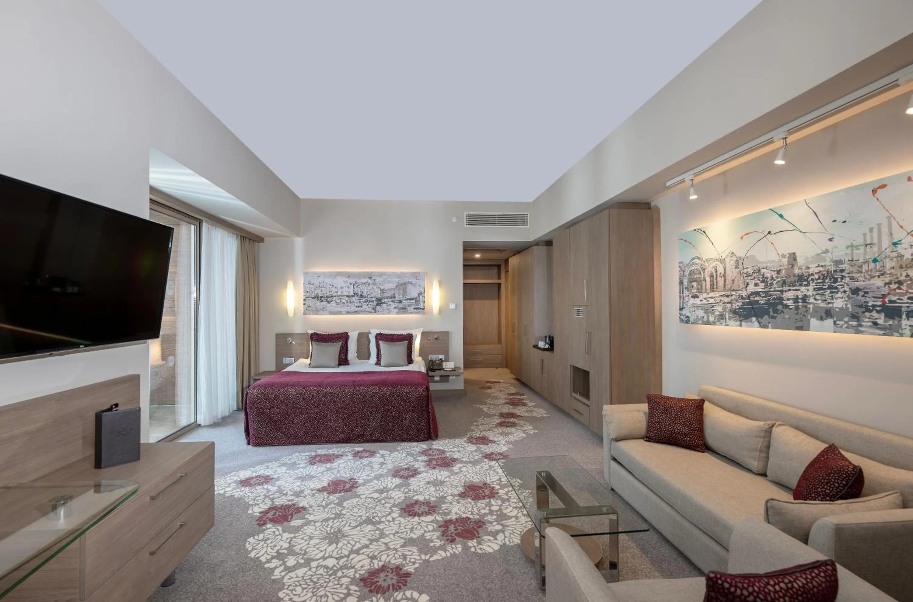 Bed in Concorde Luxury Resort & Casino