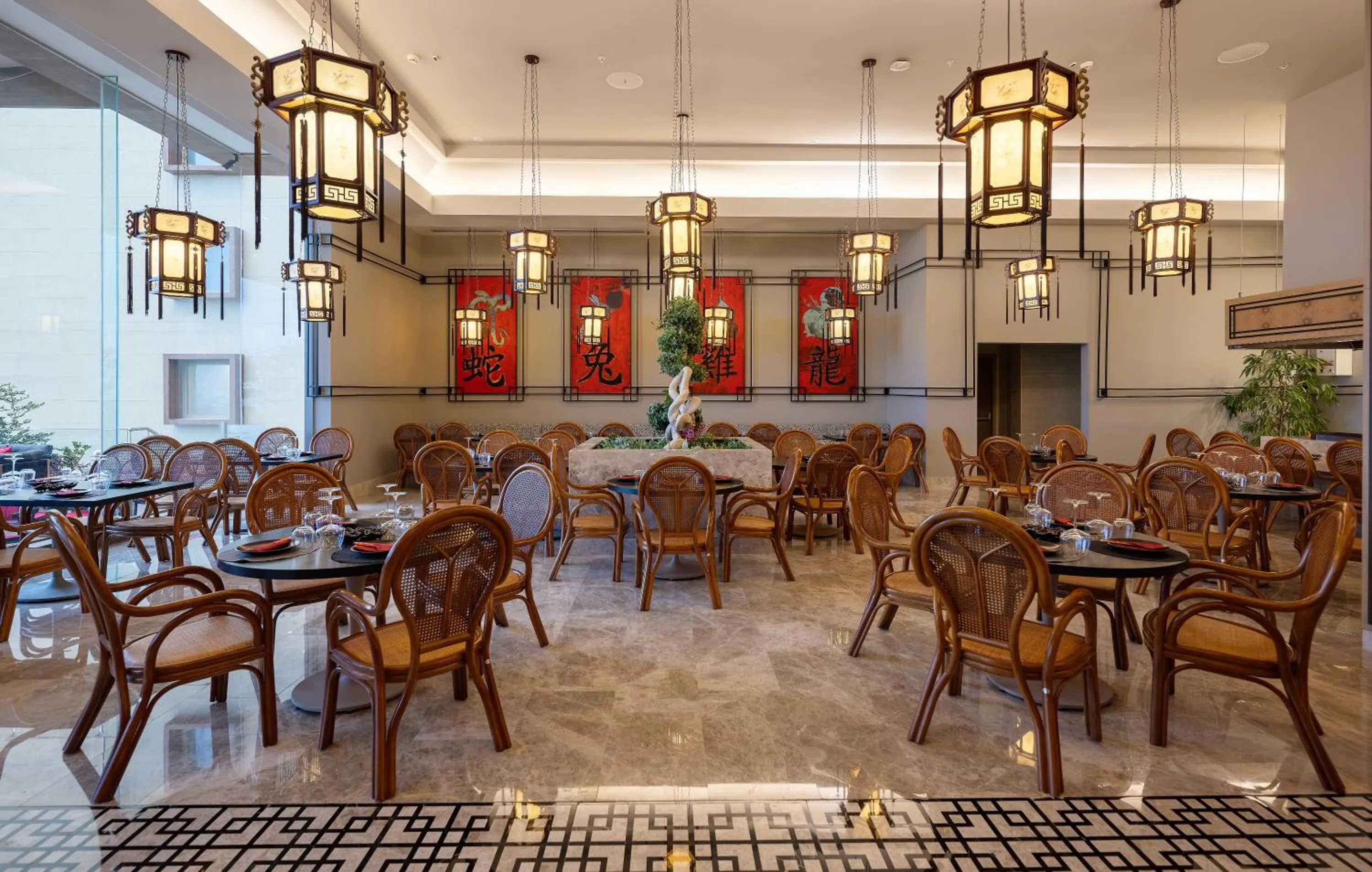 Restaurant/places to eat in Concorde Luxury Resort & Casino