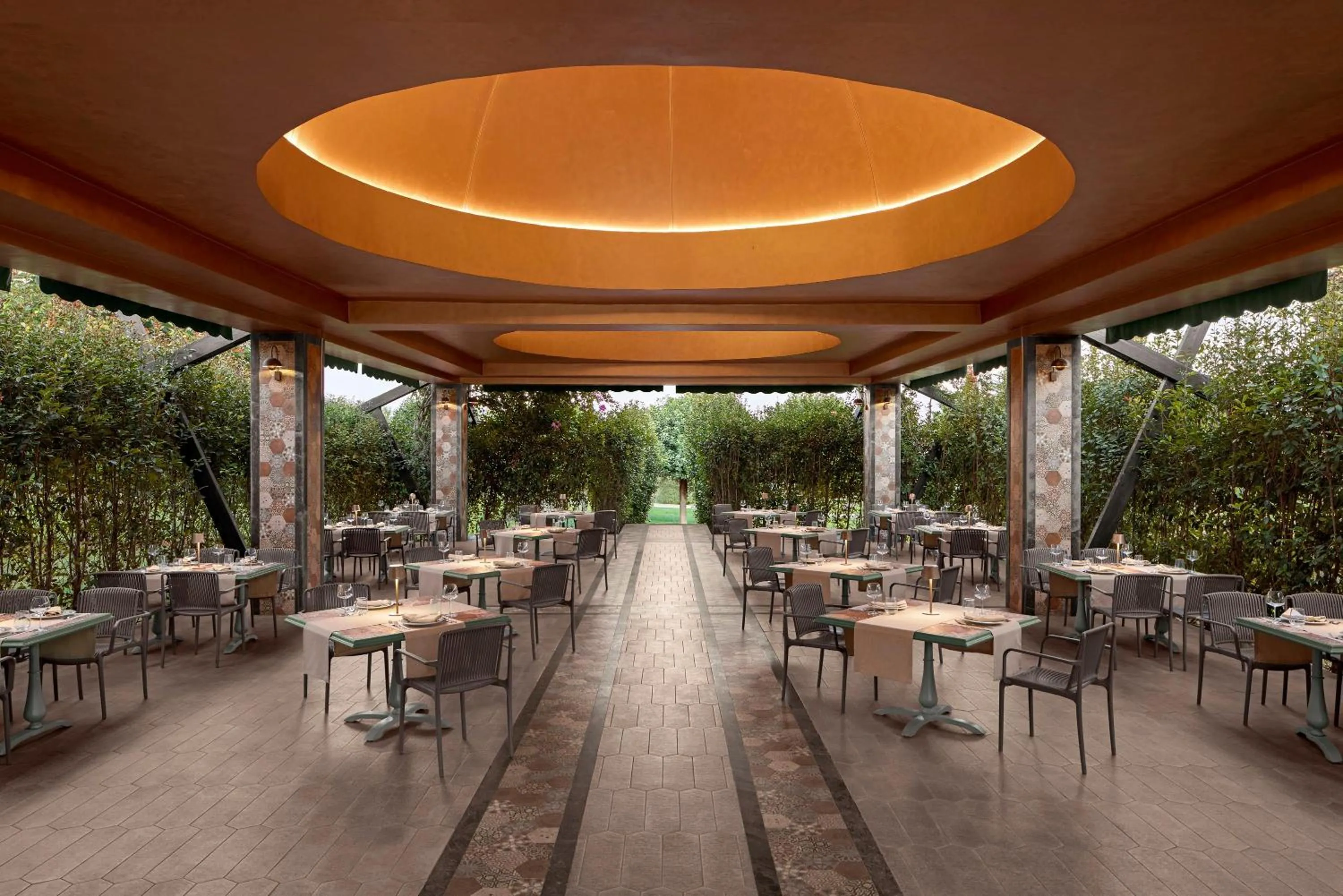 Restaurant/places to eat in Concorde Luxury Resort & Casino