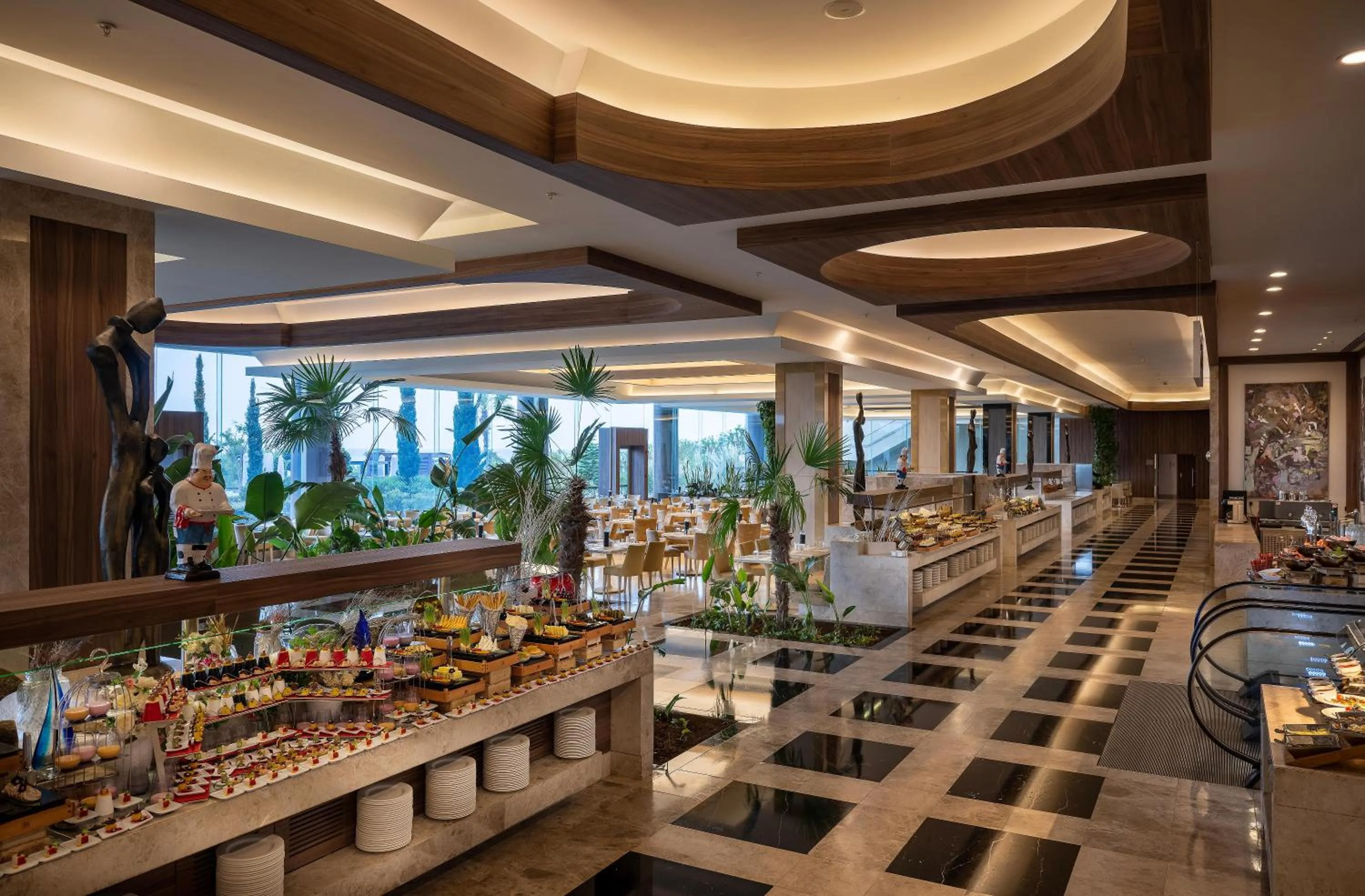 Restaurant/places to eat in Concorde Luxury Resort & Casino