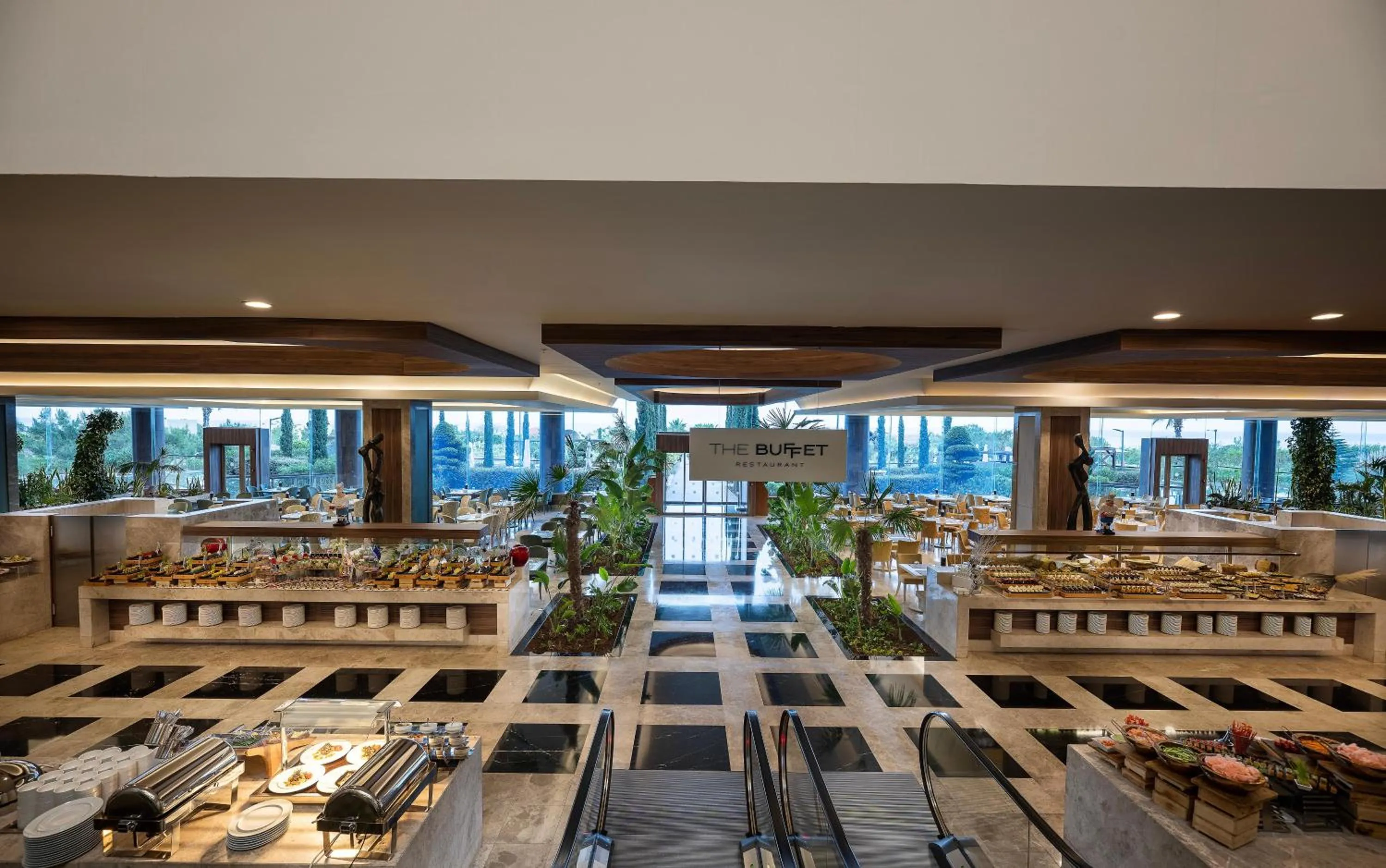 Restaurant/places to eat in Concorde Luxury Resort & Casino