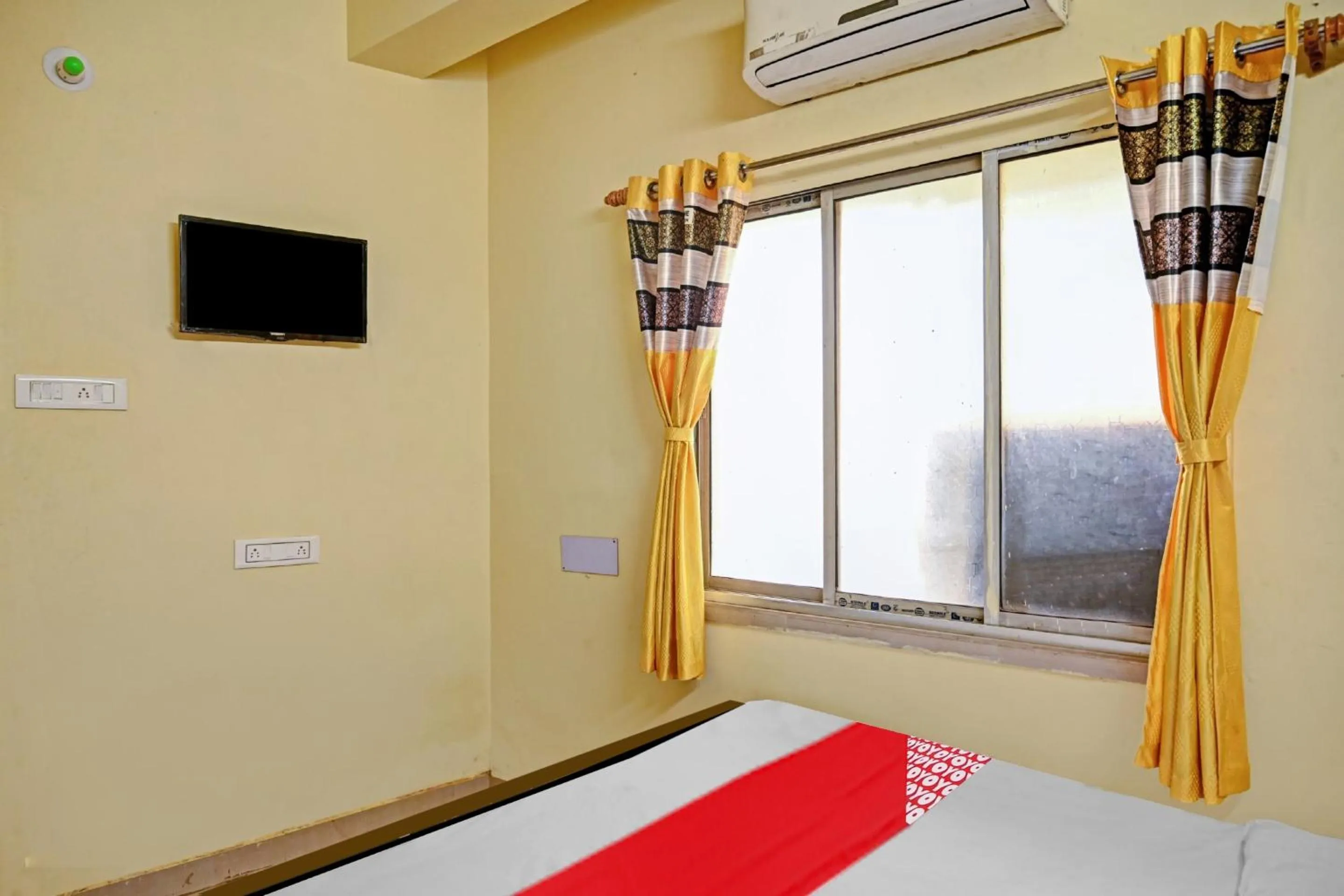 Lobby or reception, Bed in Hotel O Dreamline