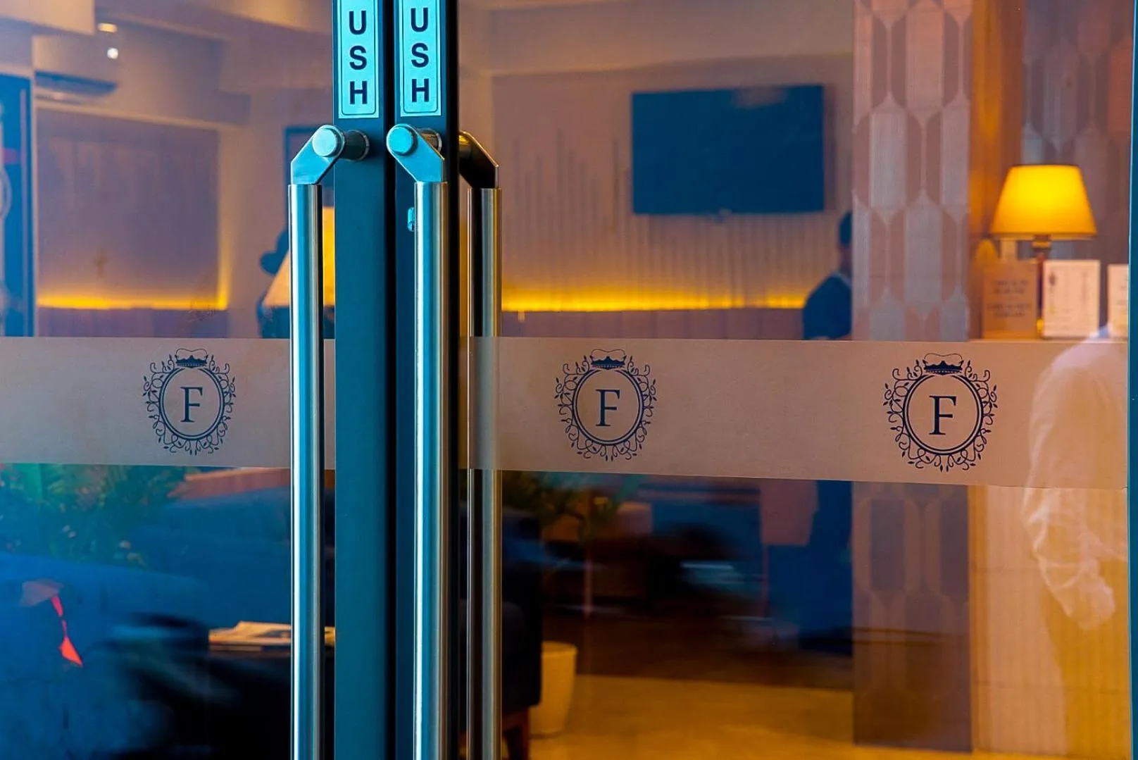 Facade/entrance in Hotel Flora