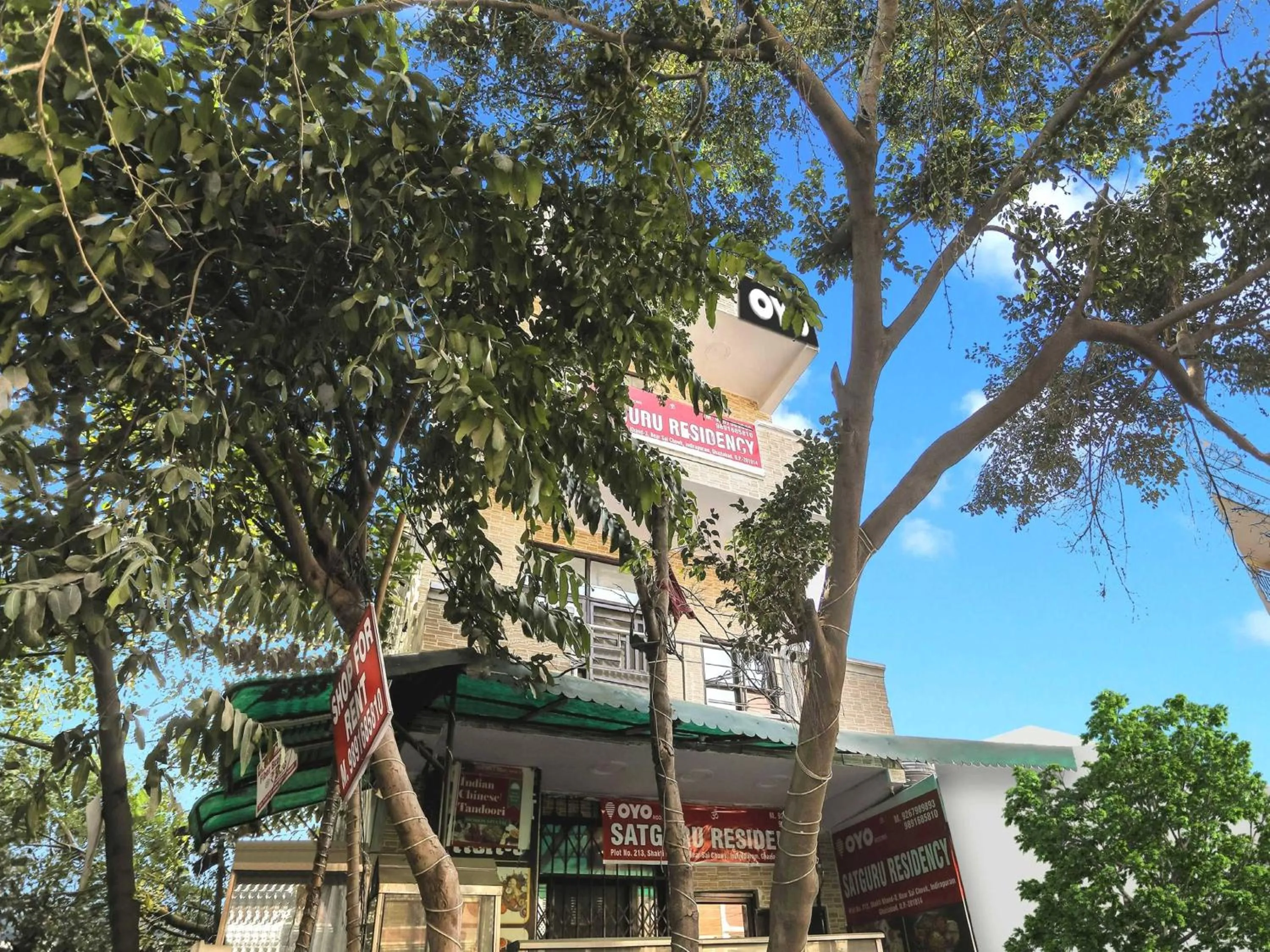 Facade/entrance in Hotel O Satguru Residency
