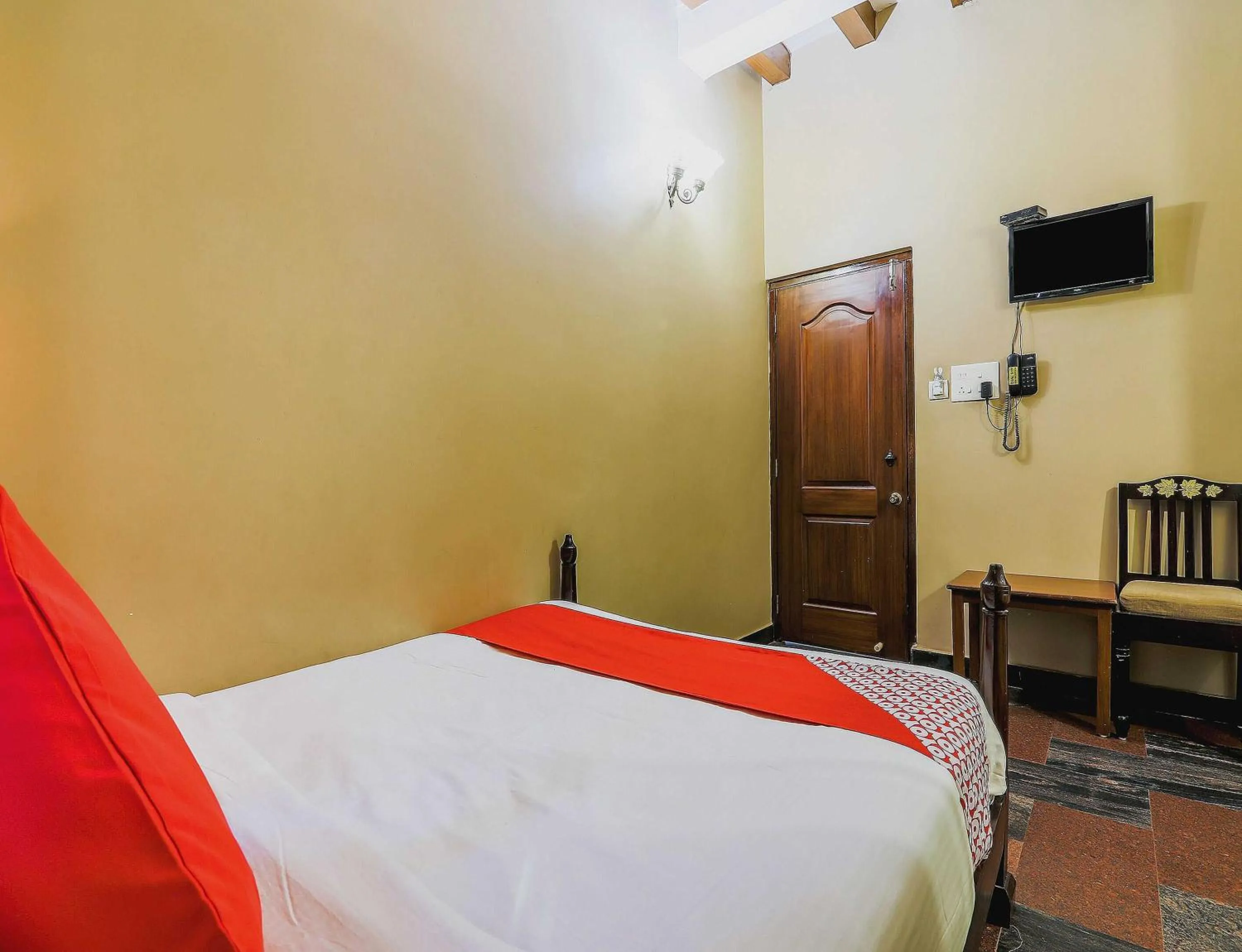 Bedroom, Bed in Hotel O Kams Coco De Parra