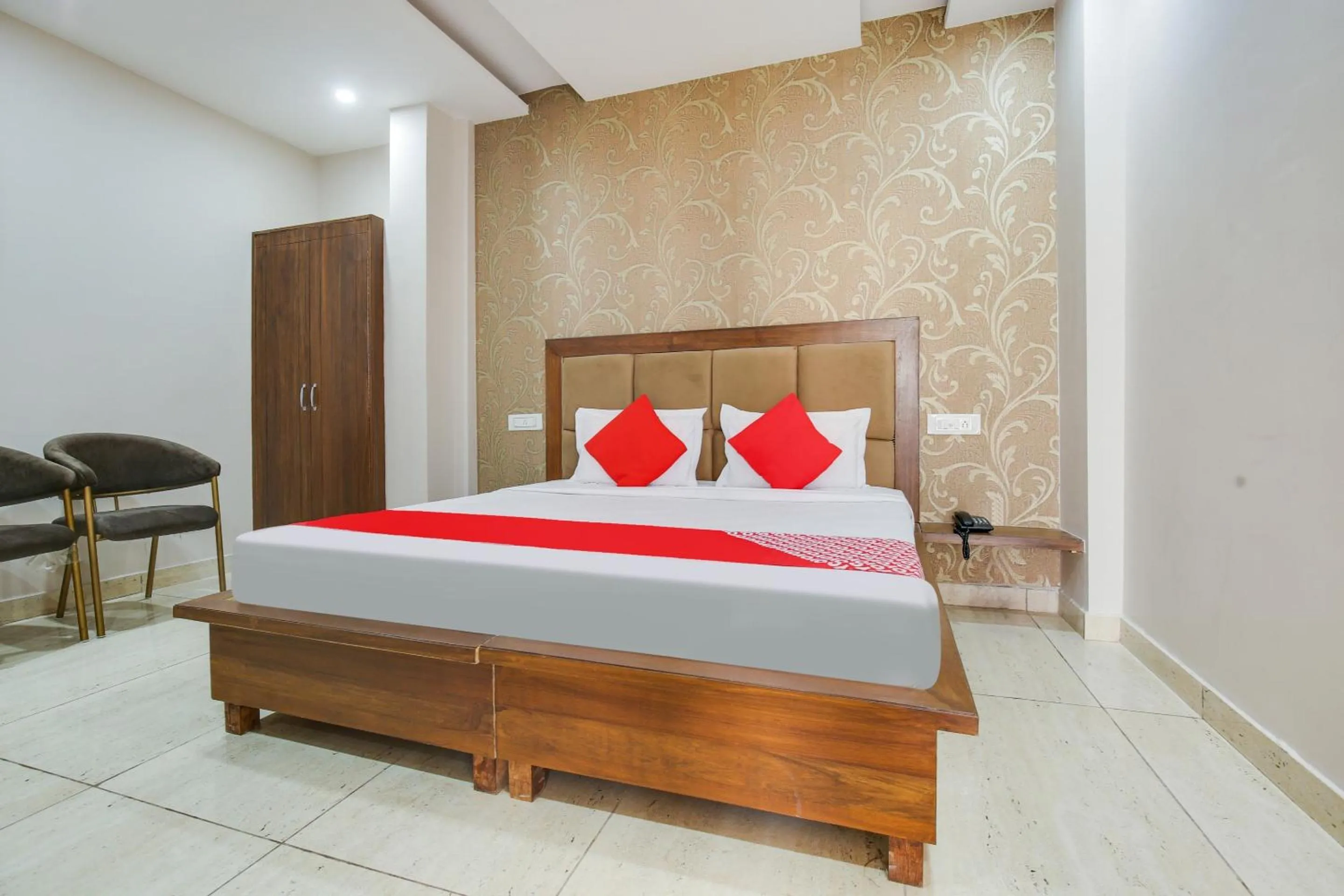 Bedroom in Collection O Hotel RR Eleven