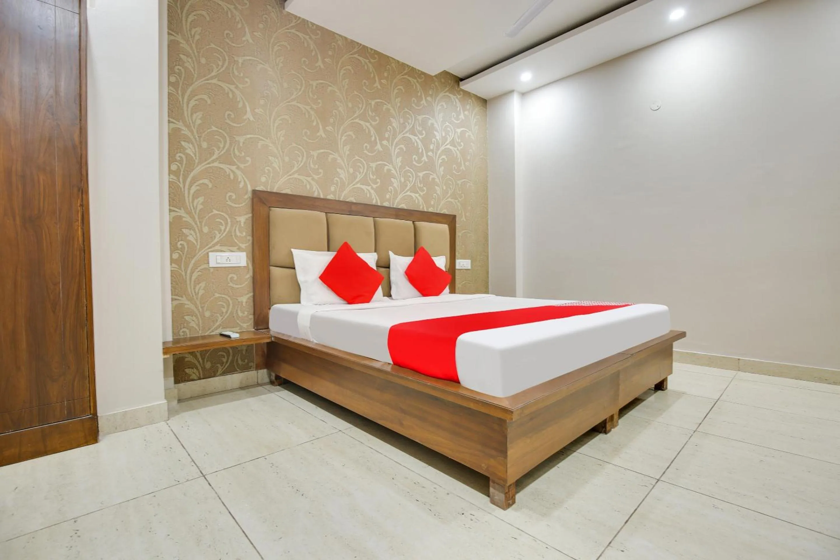 Bedroom, Bed in Collection O Hotel RR Eleven