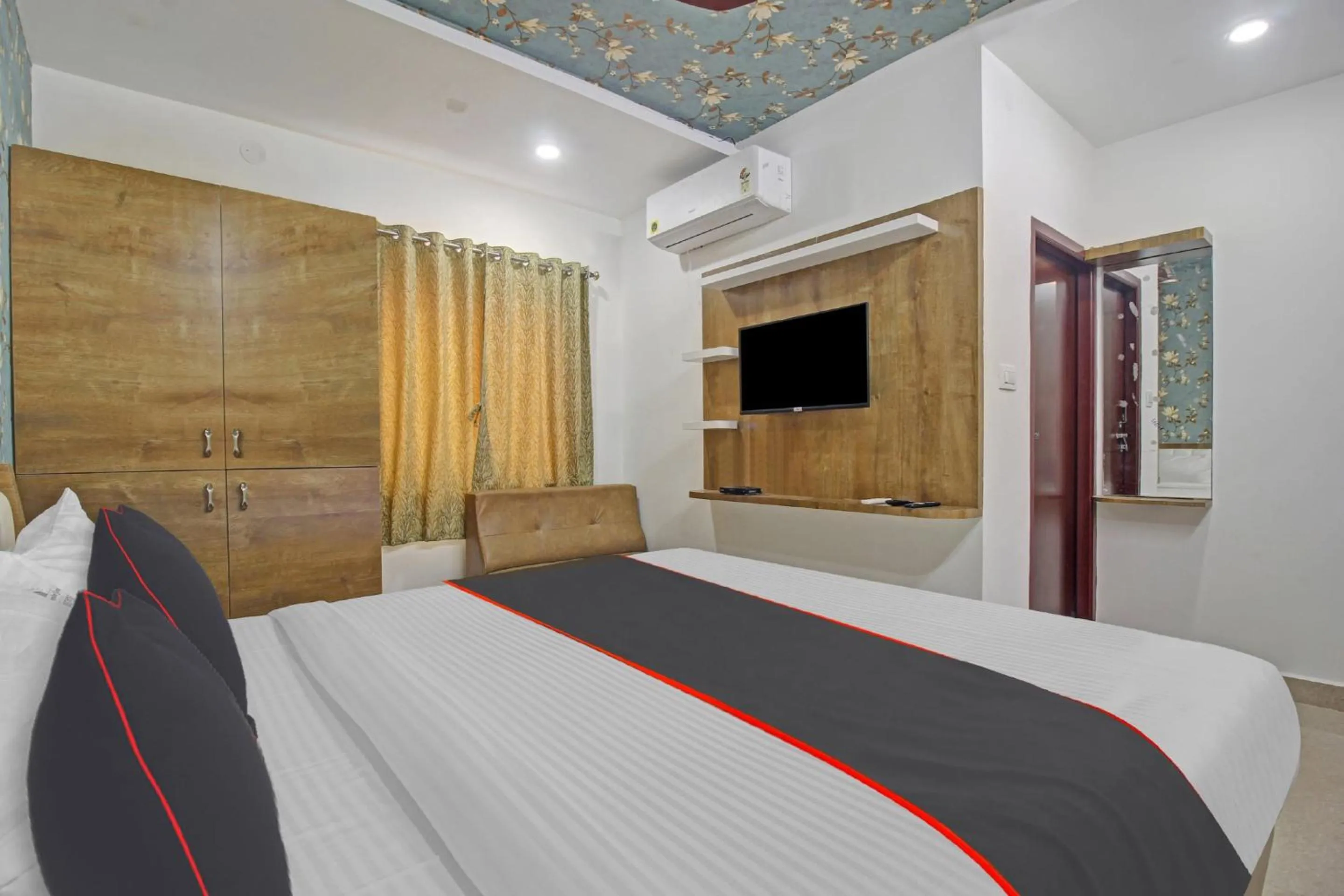 Bedroom, Bed in Super Collection O Vinayaka Luxury Stays