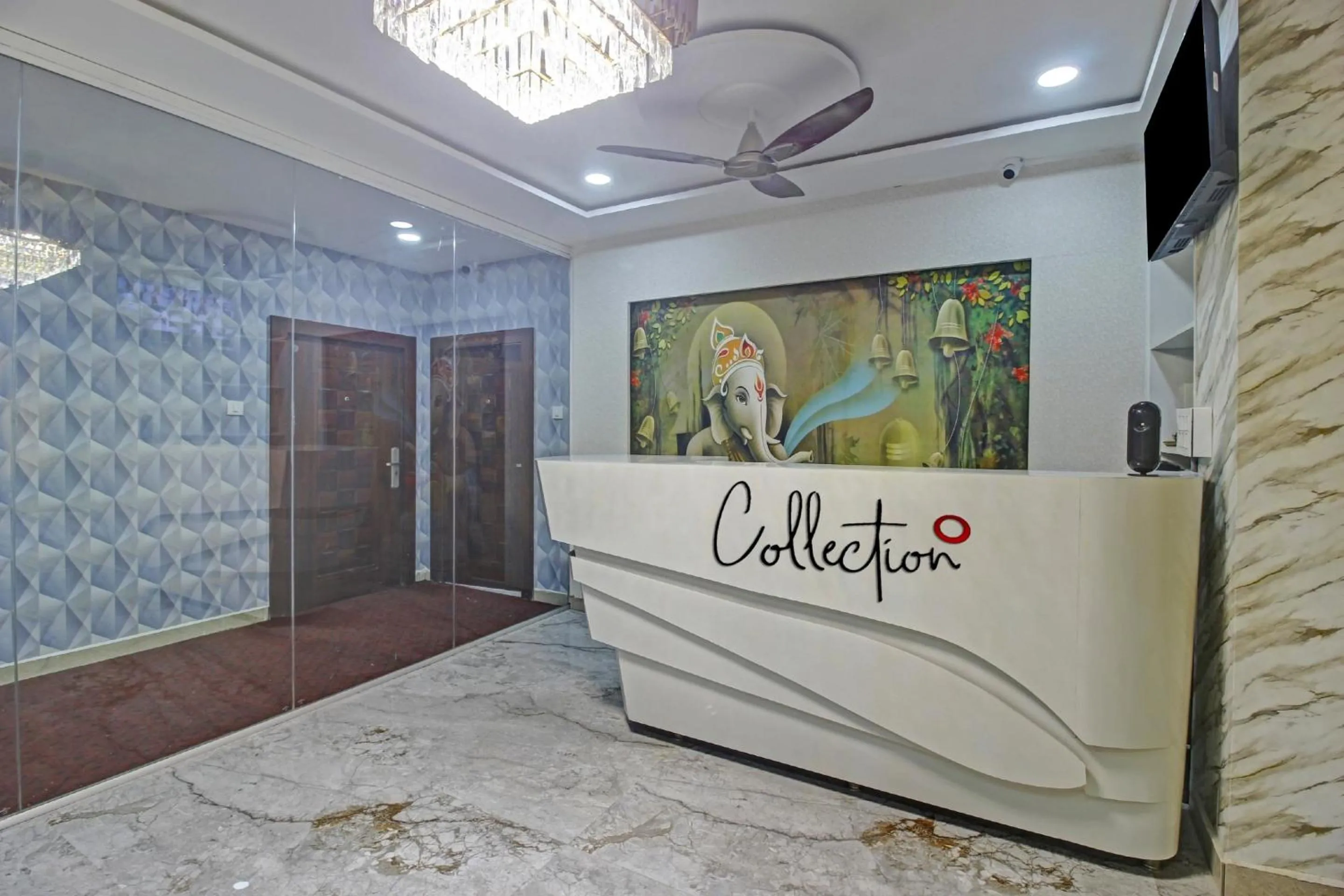 Lobby or reception in Super Collection O Vinayaka Luxury Stays