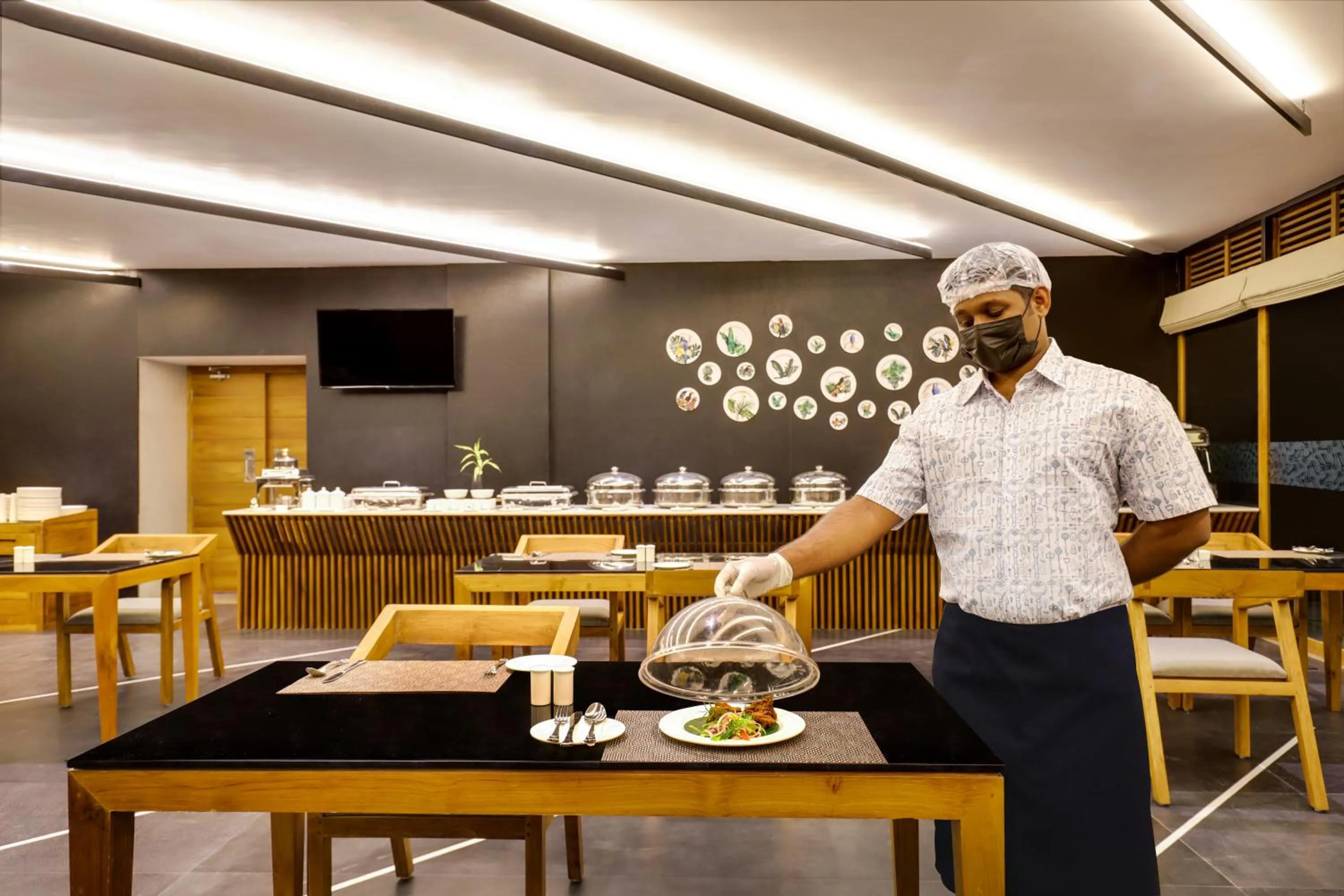 People in Keys Prima By Lemon Tree Hotels, Thekkady