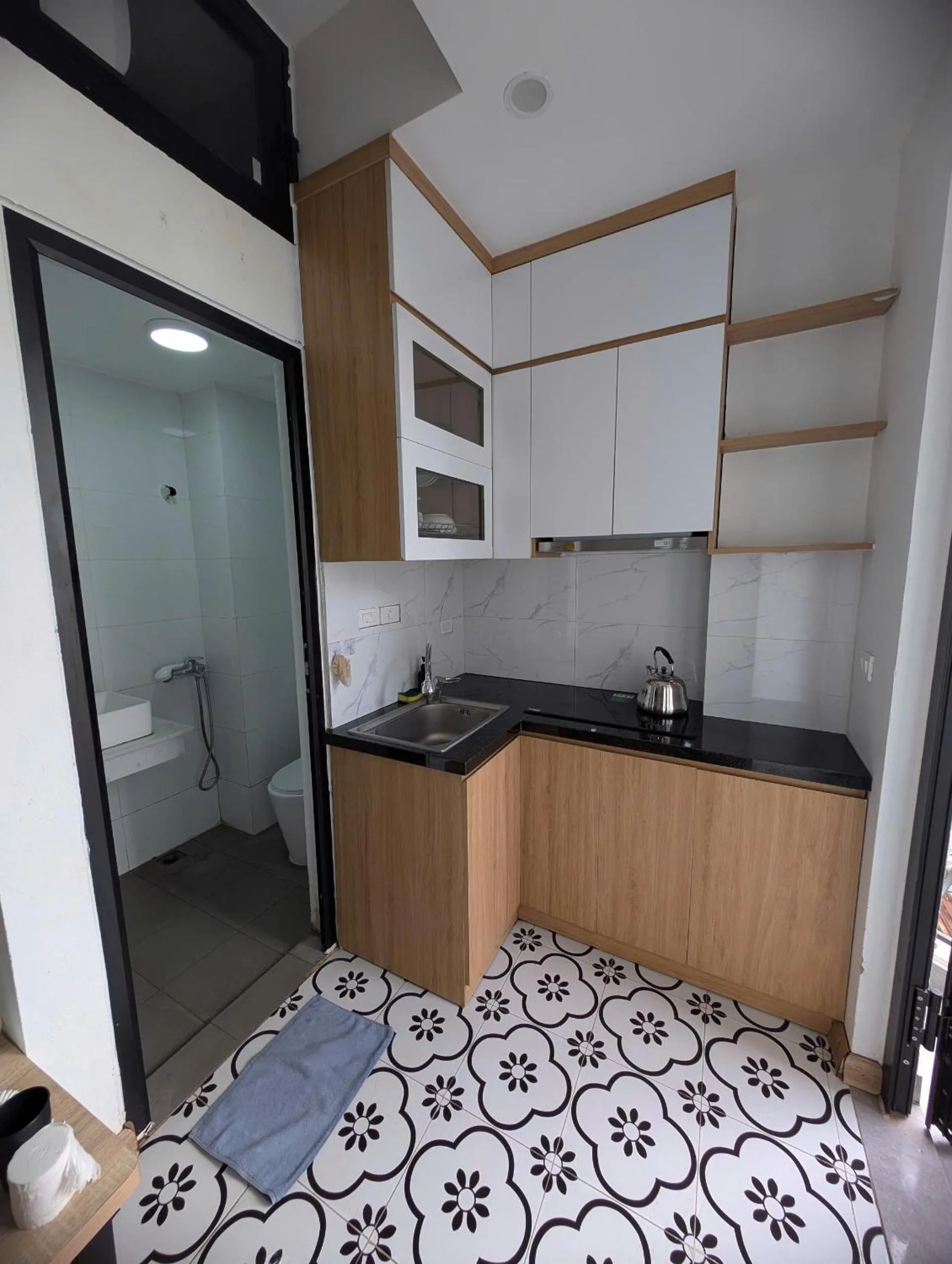 Kitchen or kitchenette in Era Apartment Thai Ha