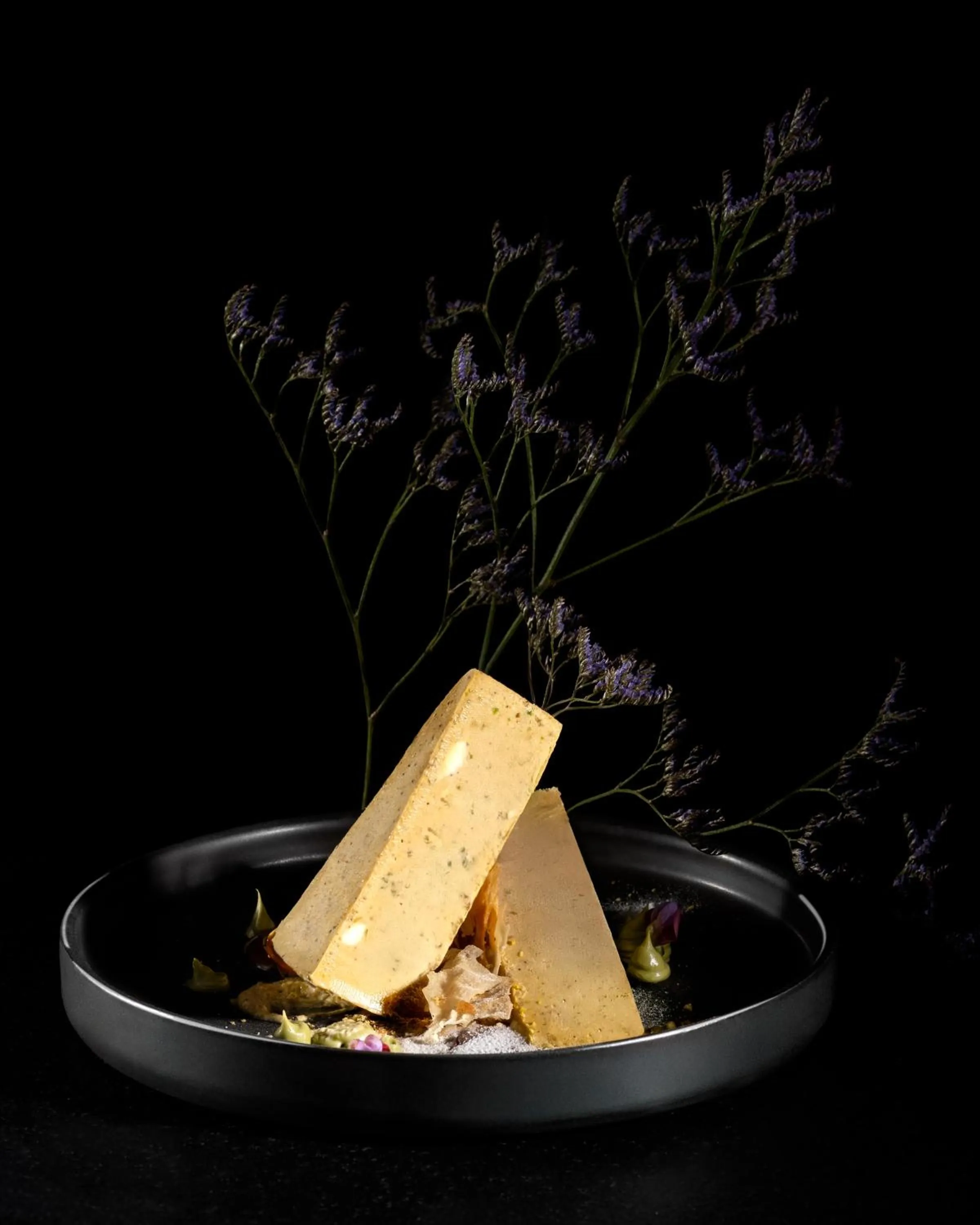 Restaurant/places to eat in Aeolos Resort