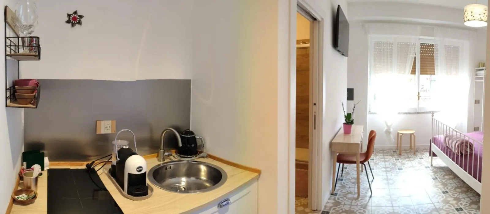 Photo of the whole room in Edahouse