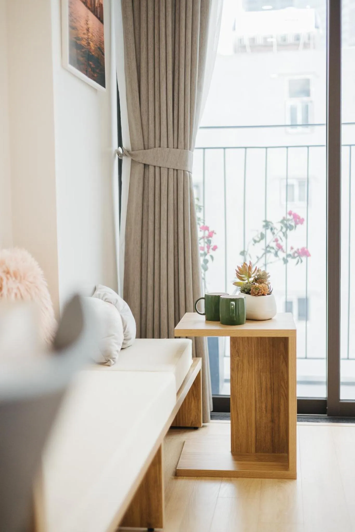 Balcony/Terrace in Myrcella Urban Studio