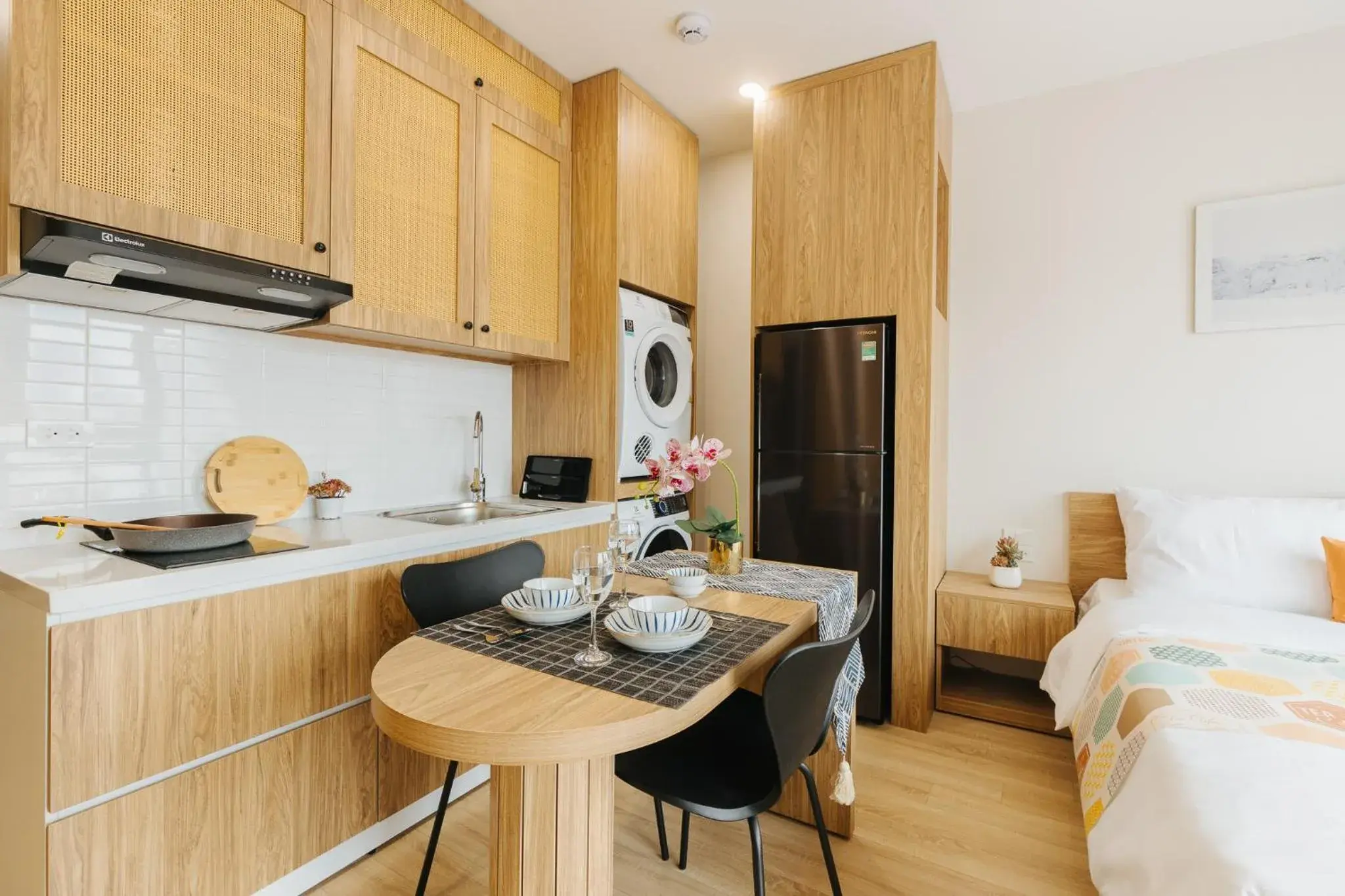 Deluxe Queen Studio in Myrcella Urban Studio Deluxe Queen Studio in Myrcella Urban Studio