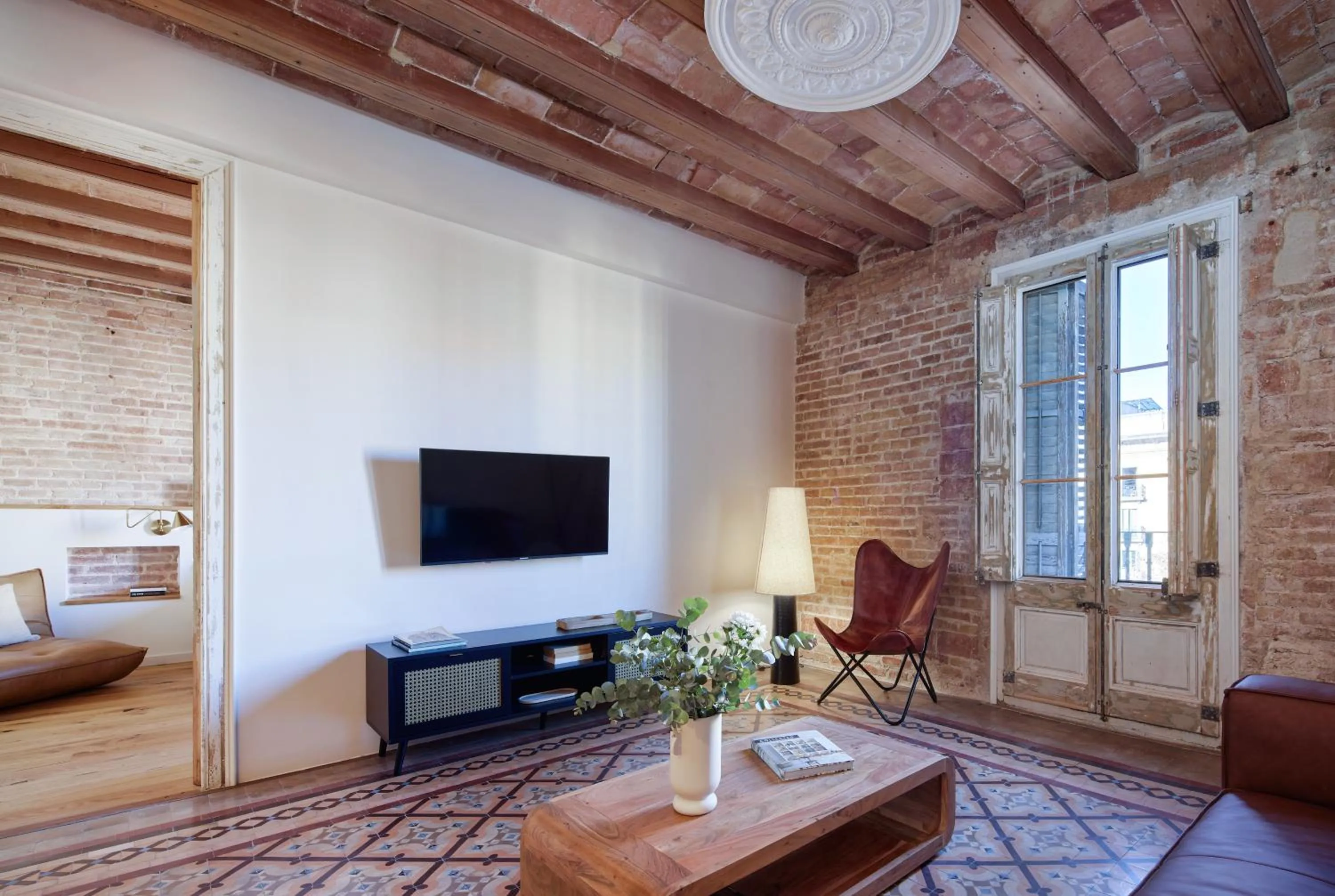 Photo of the whole room in Factory Apartments Barcelona